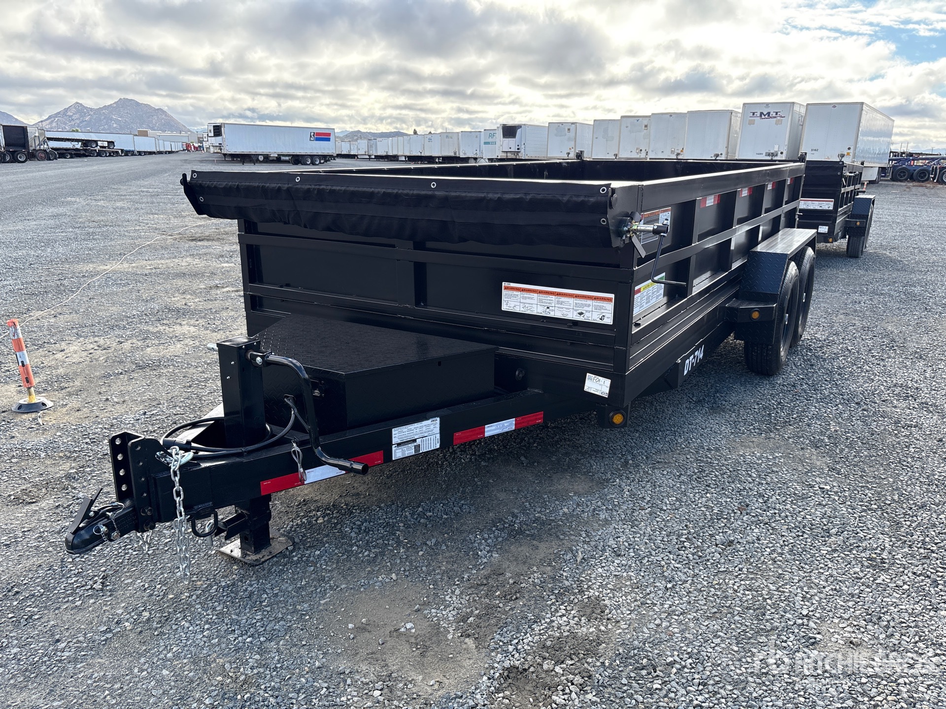 2027 DENTON DT-7142