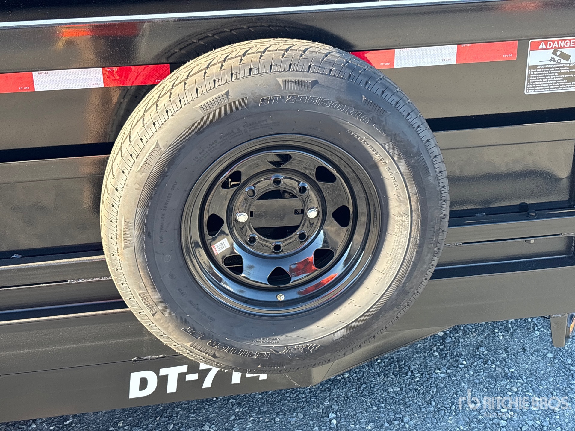 2027 DENTON DT-7142