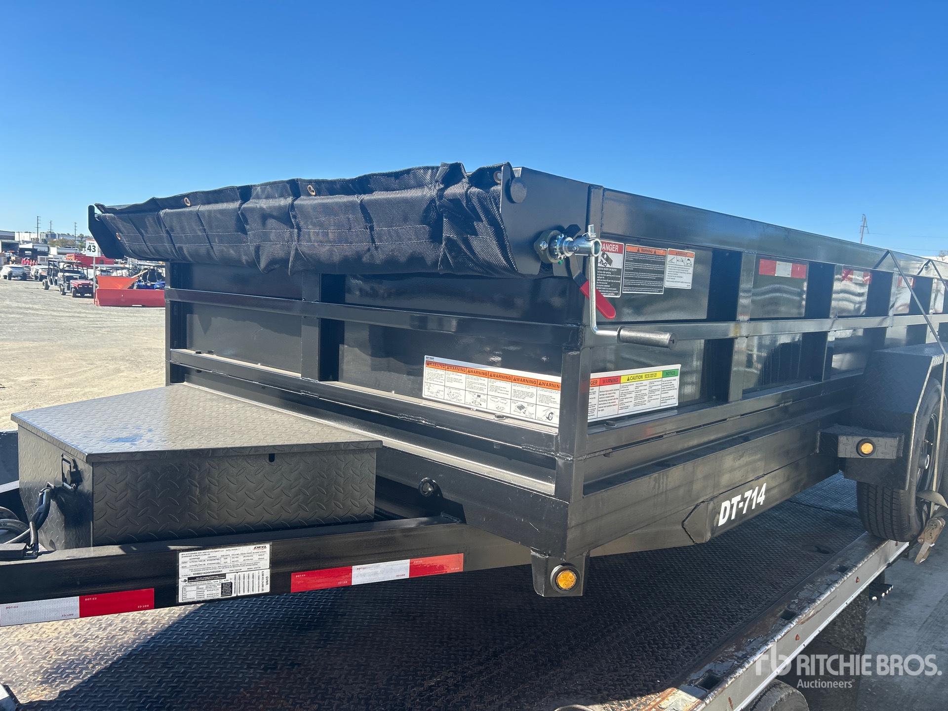 2027 DENTON DT-7142