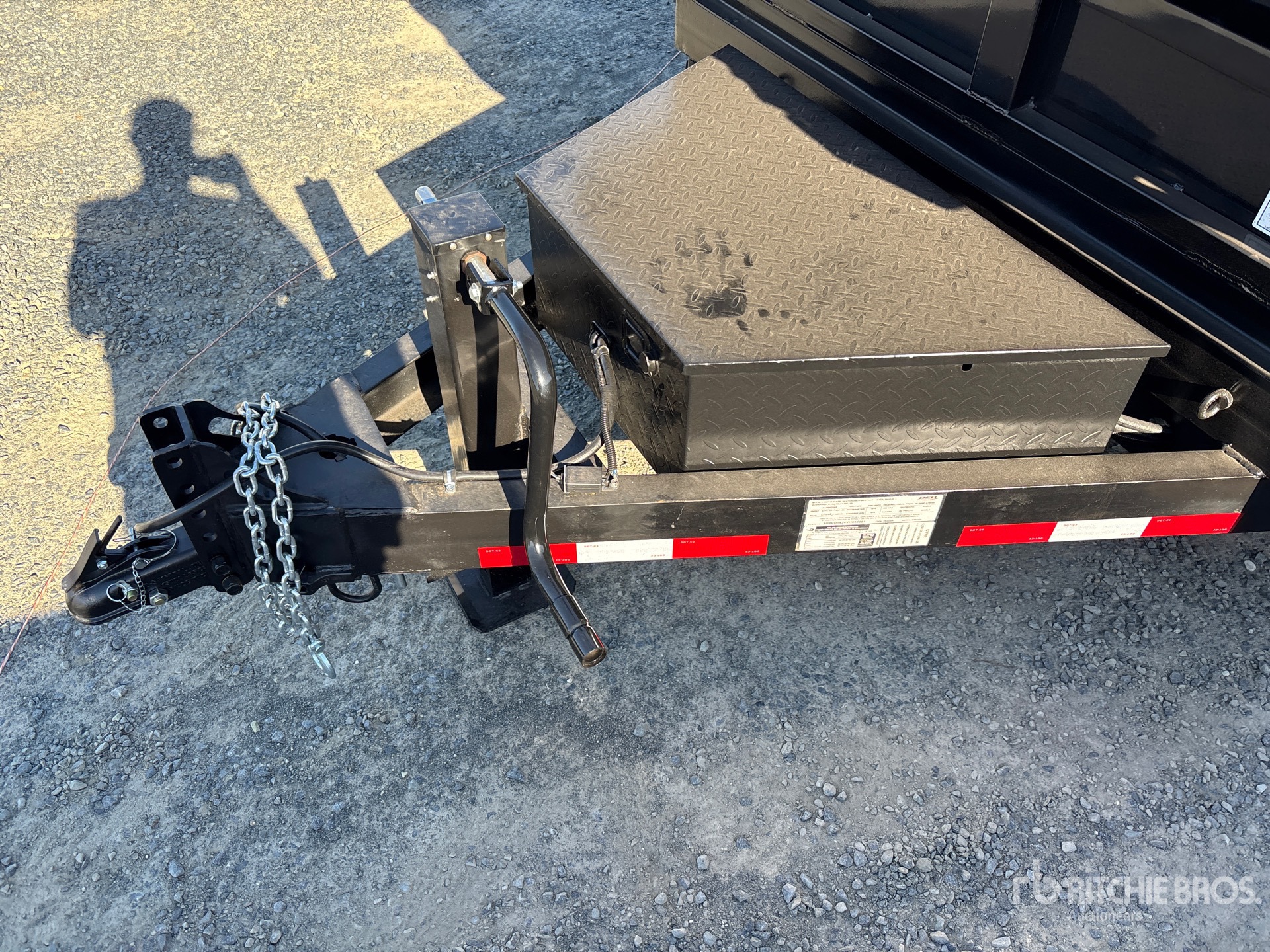 2027 DENTON DT-7142