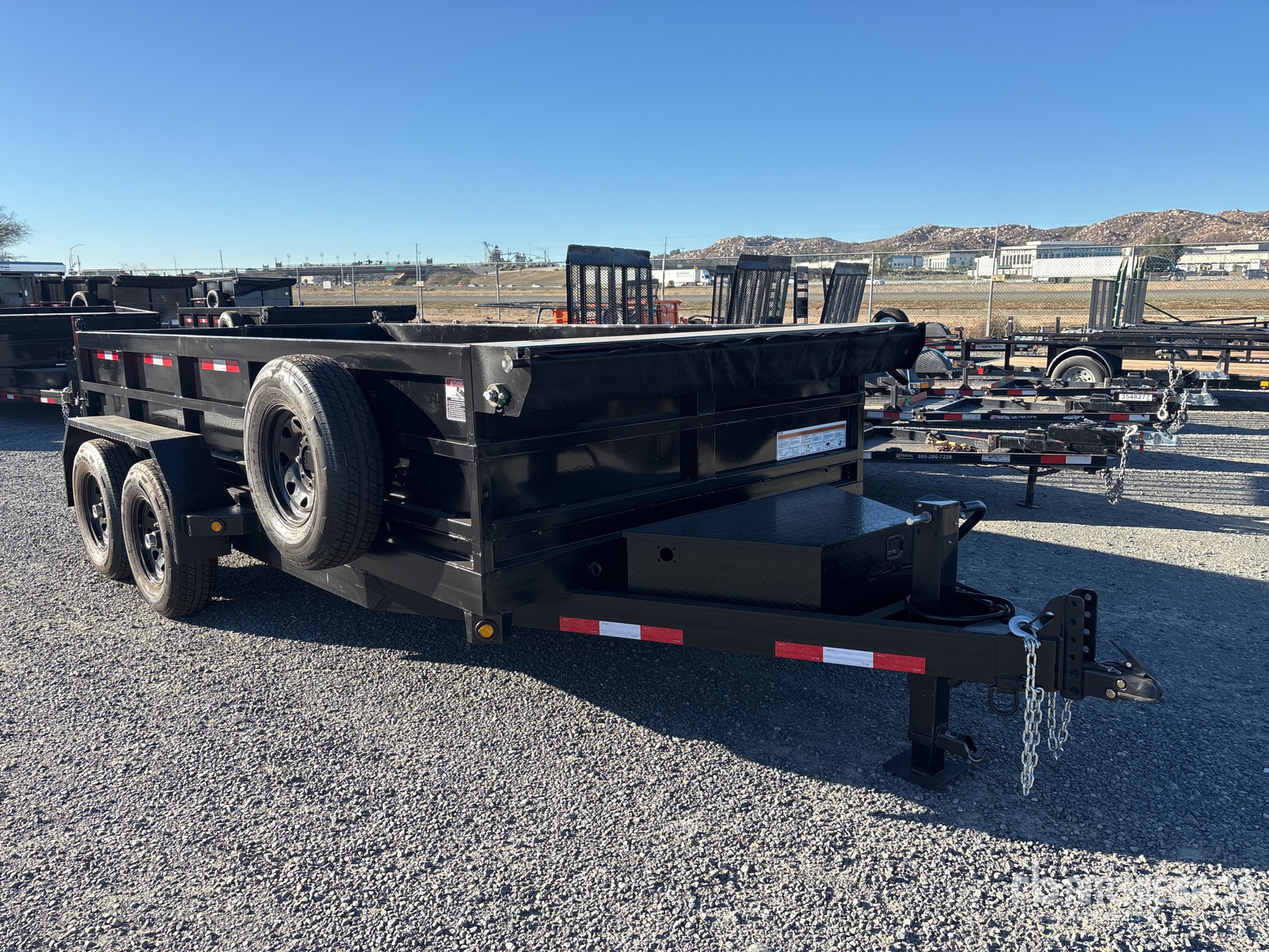 2027 DENTON DT-7142