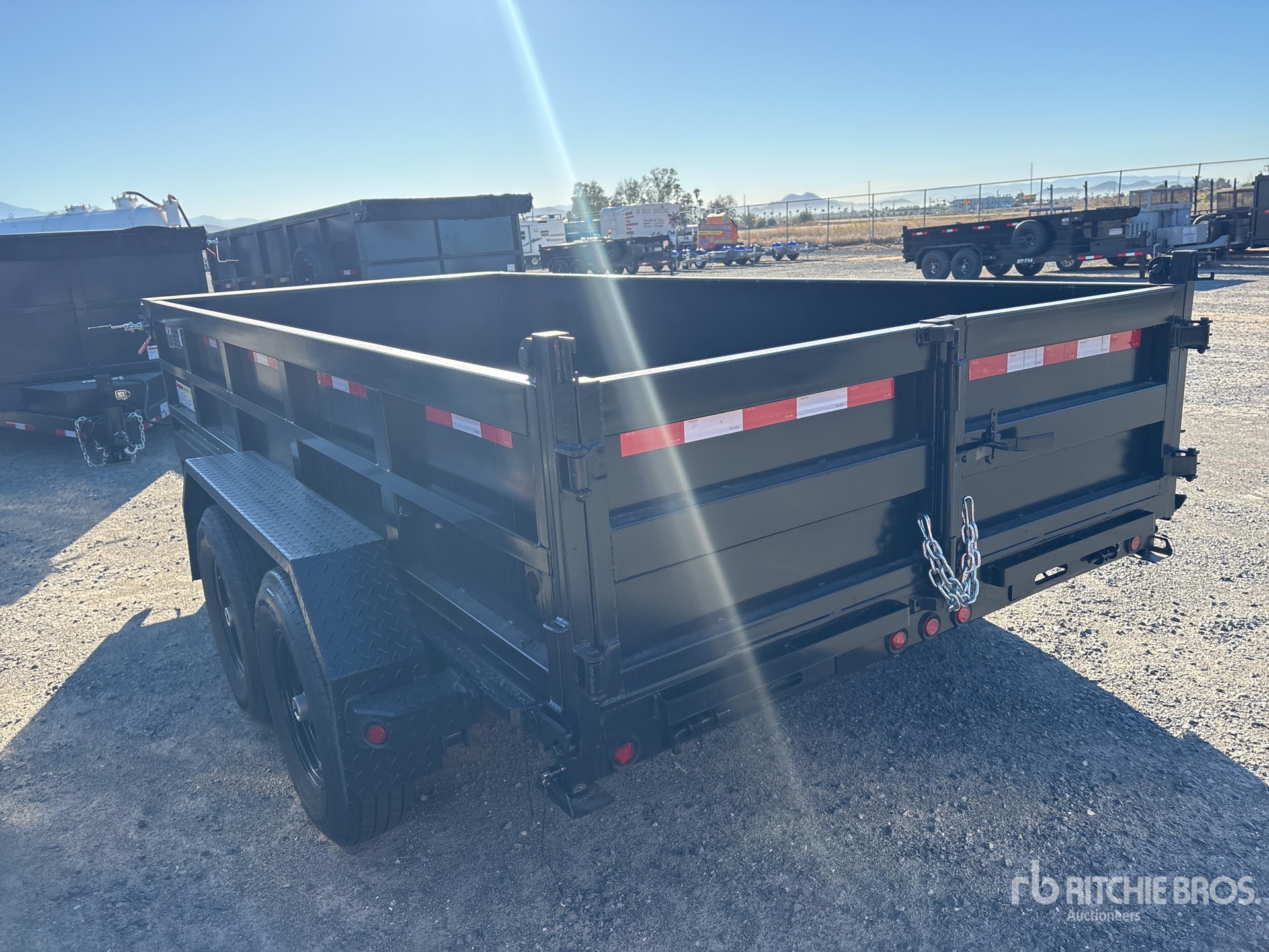 2027 DENTON DT-7142