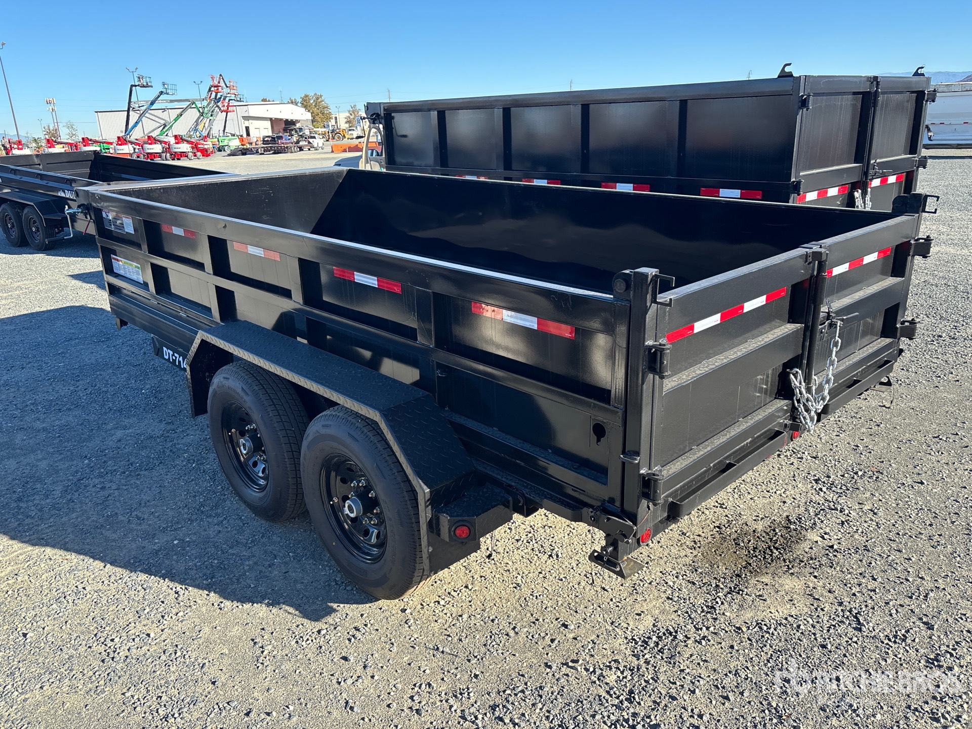 2027 DENTON DT-7142