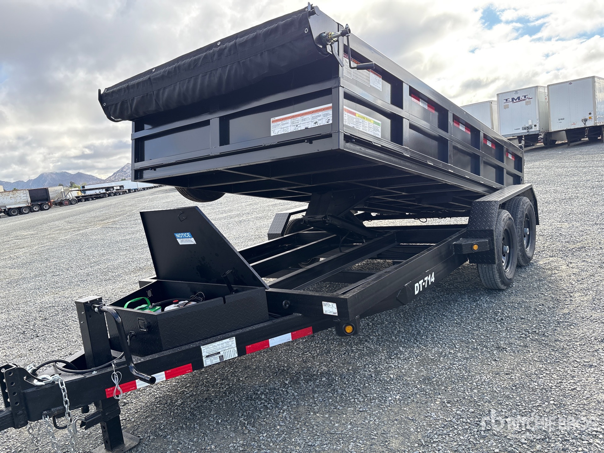 2027 DENTON DT-7142