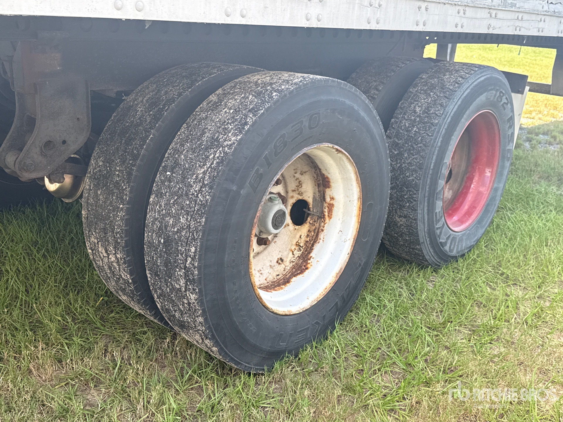 2000 Stout AVW-535T-S-C-AR