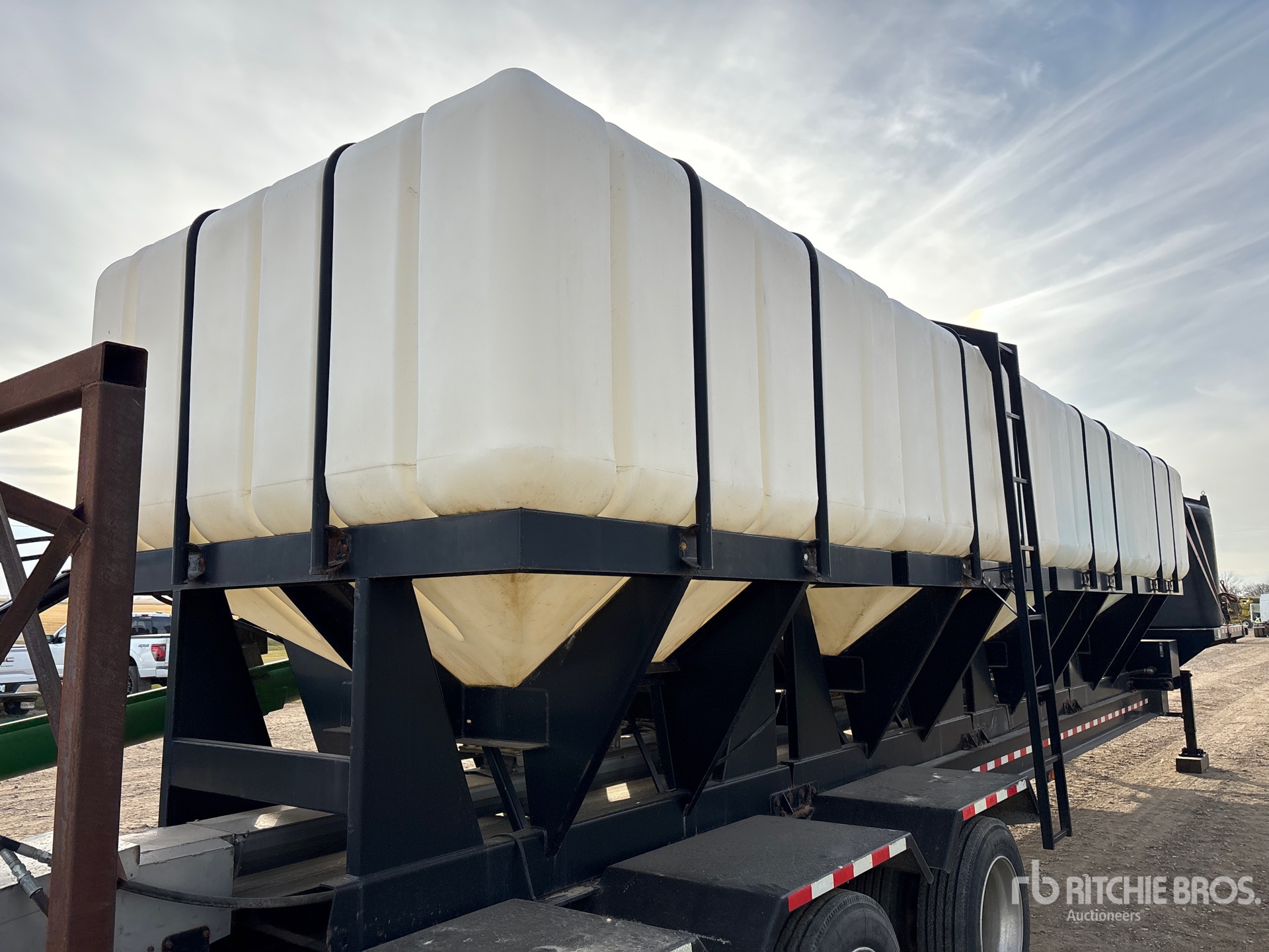 2013 Behnke Enterprises 50 ft Tri/A