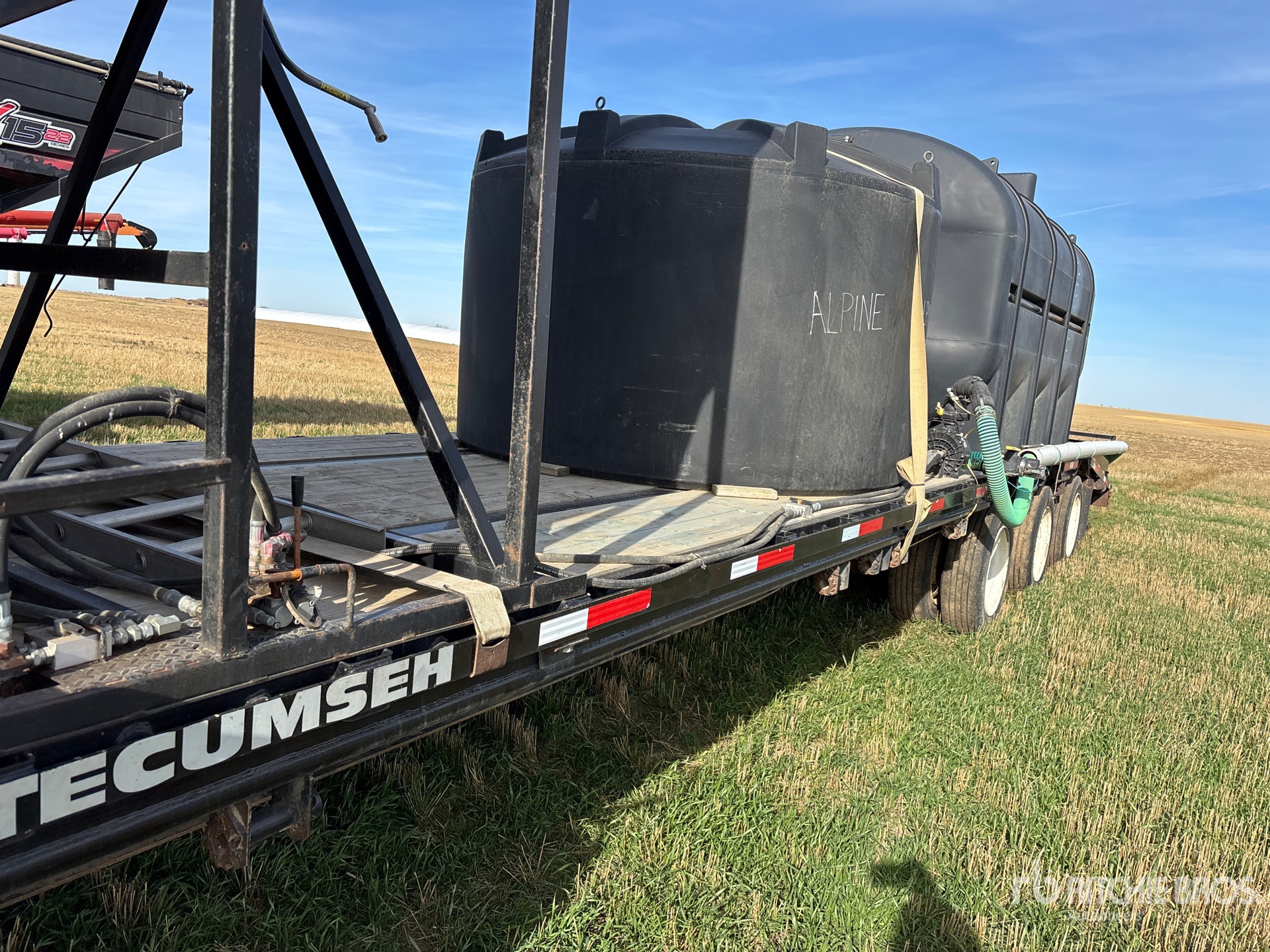 2017 Tecumseh 53 ft Tri/A