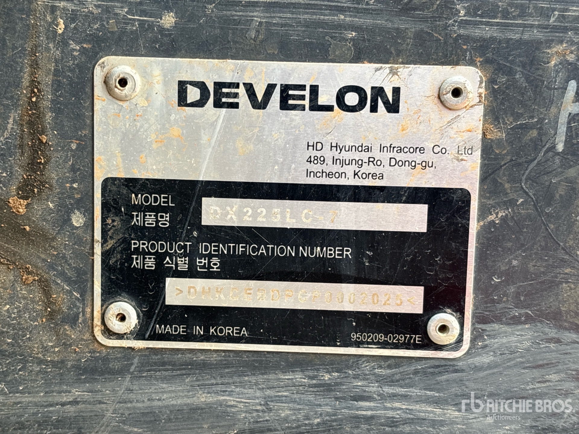 2023 Develon DX225LC-7