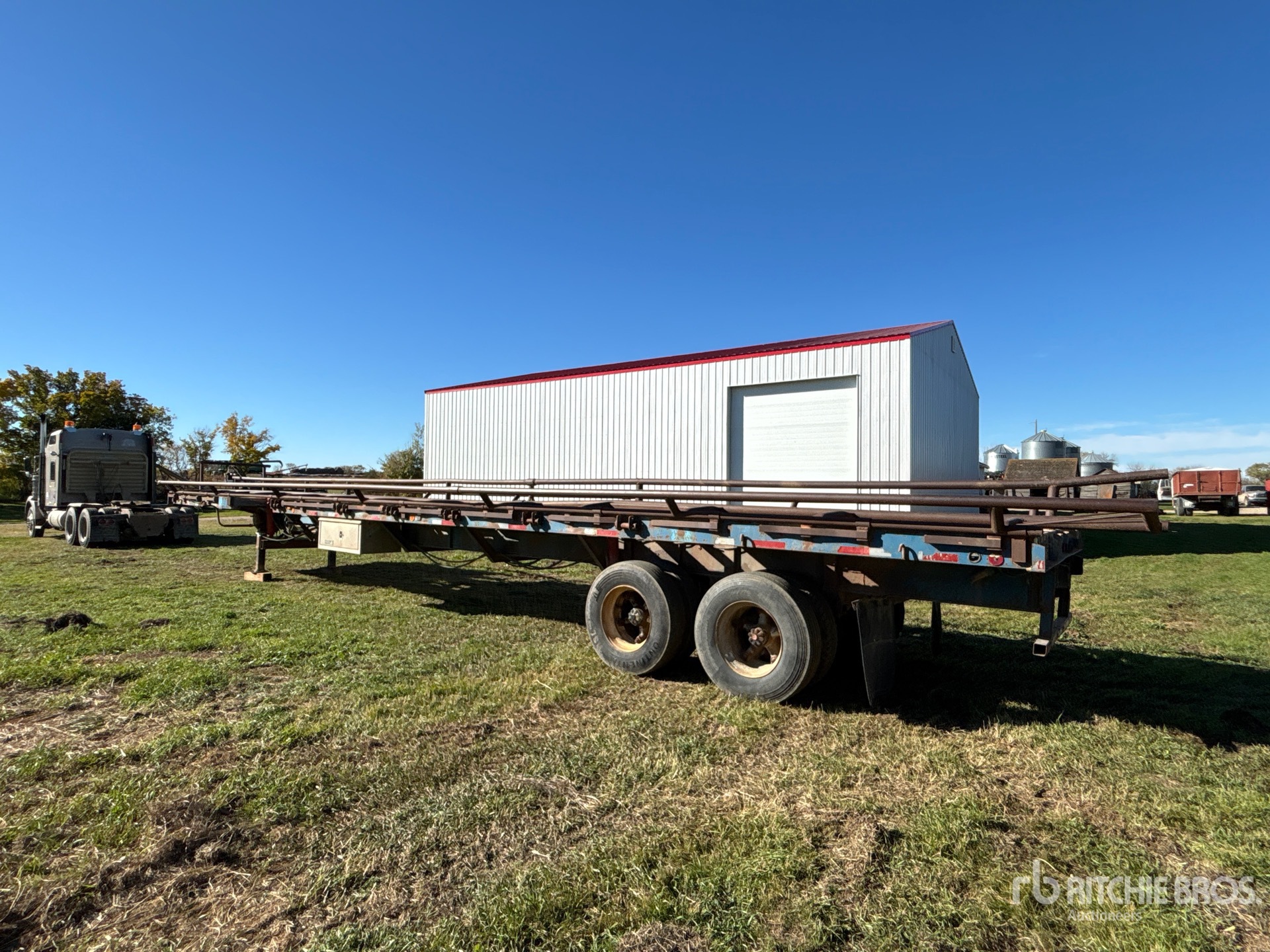 Fruehauf 50 FT T/A BALE HAULING TRAILER