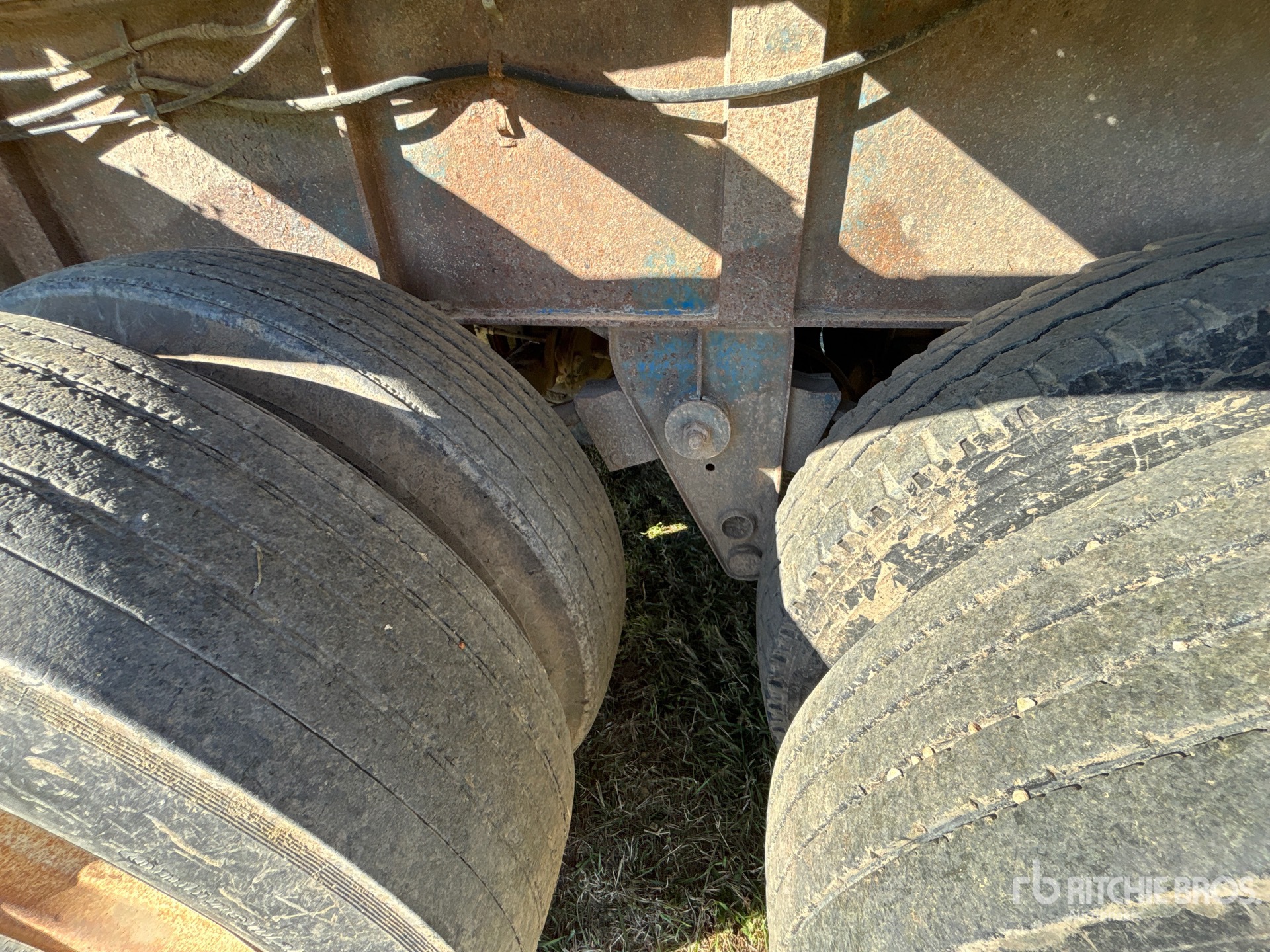 Fruehauf 50 FT T/A BALE HAULING TRAILER
