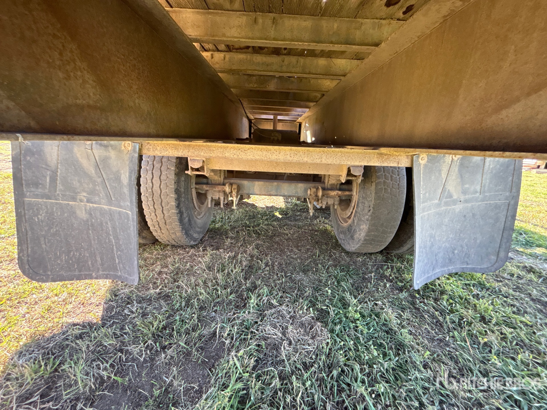 Fruehauf 50 FT T/A BALE HAULING TRAILER
