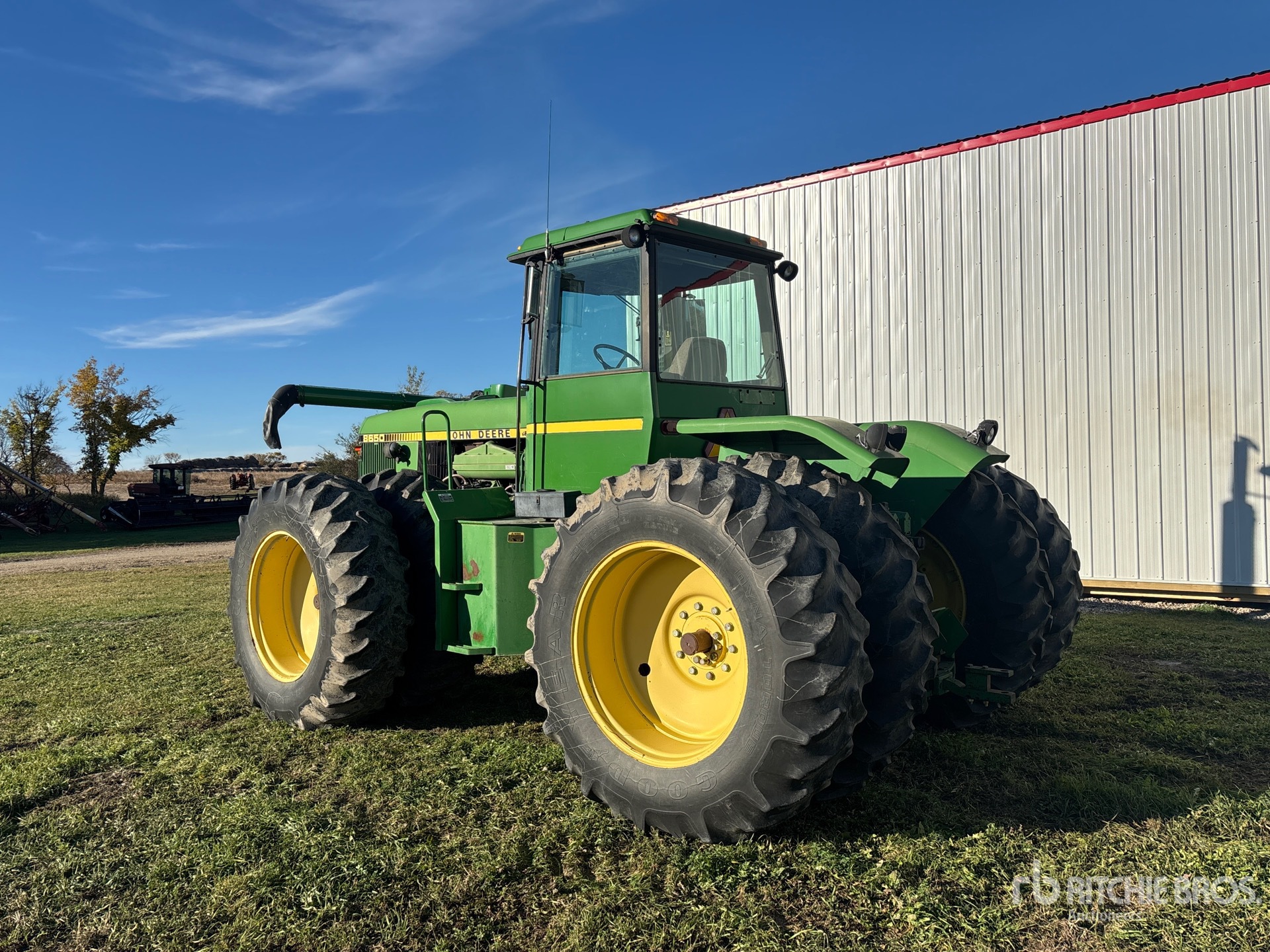 John Deere 8650