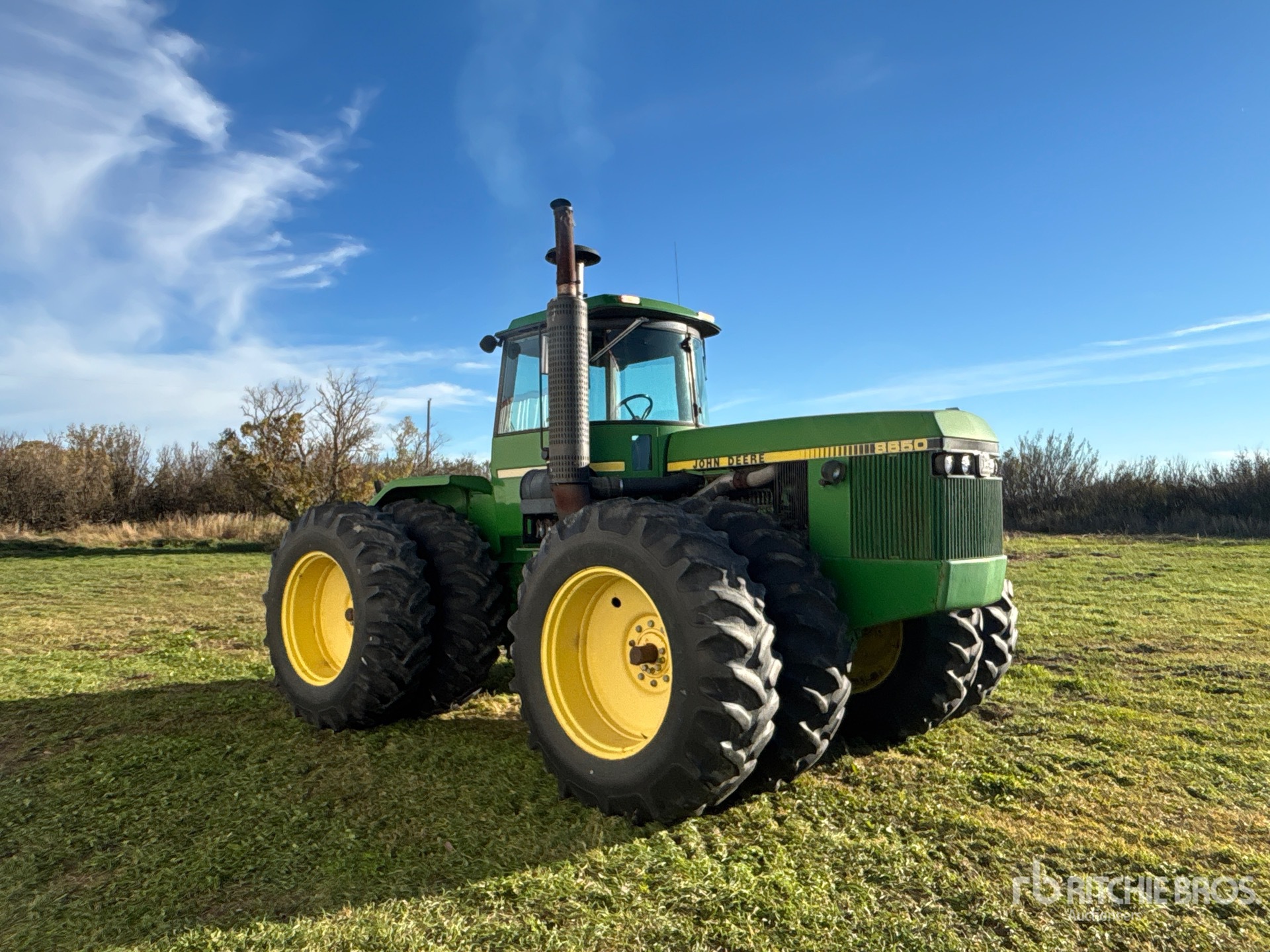 John Deere 8650