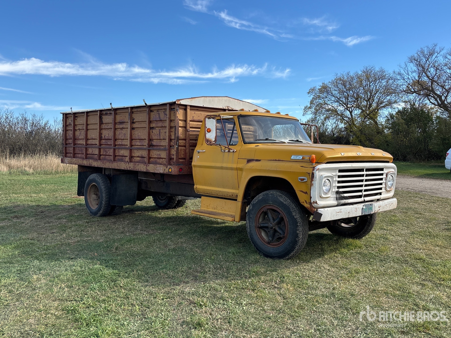 Ford 600