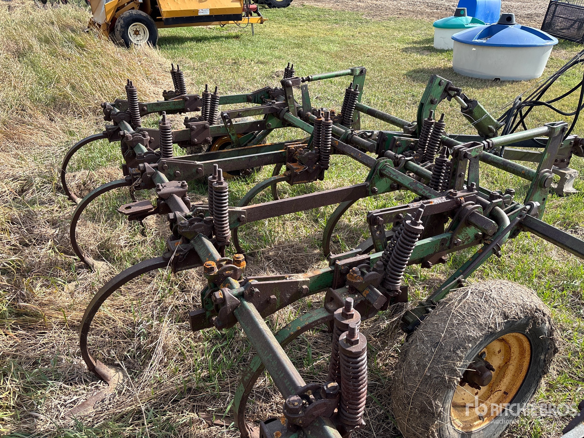 John Deere 13 FT