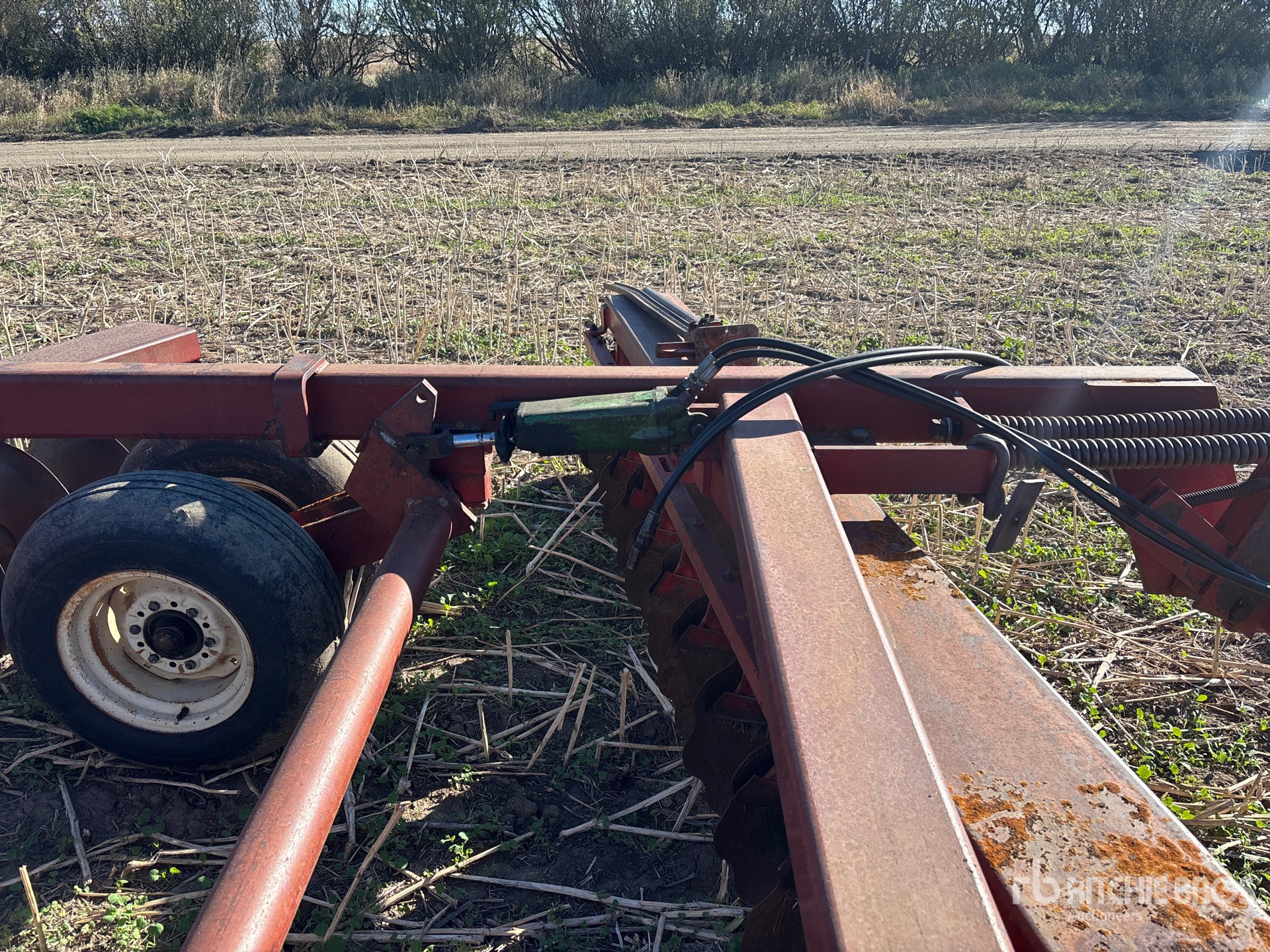 International 760