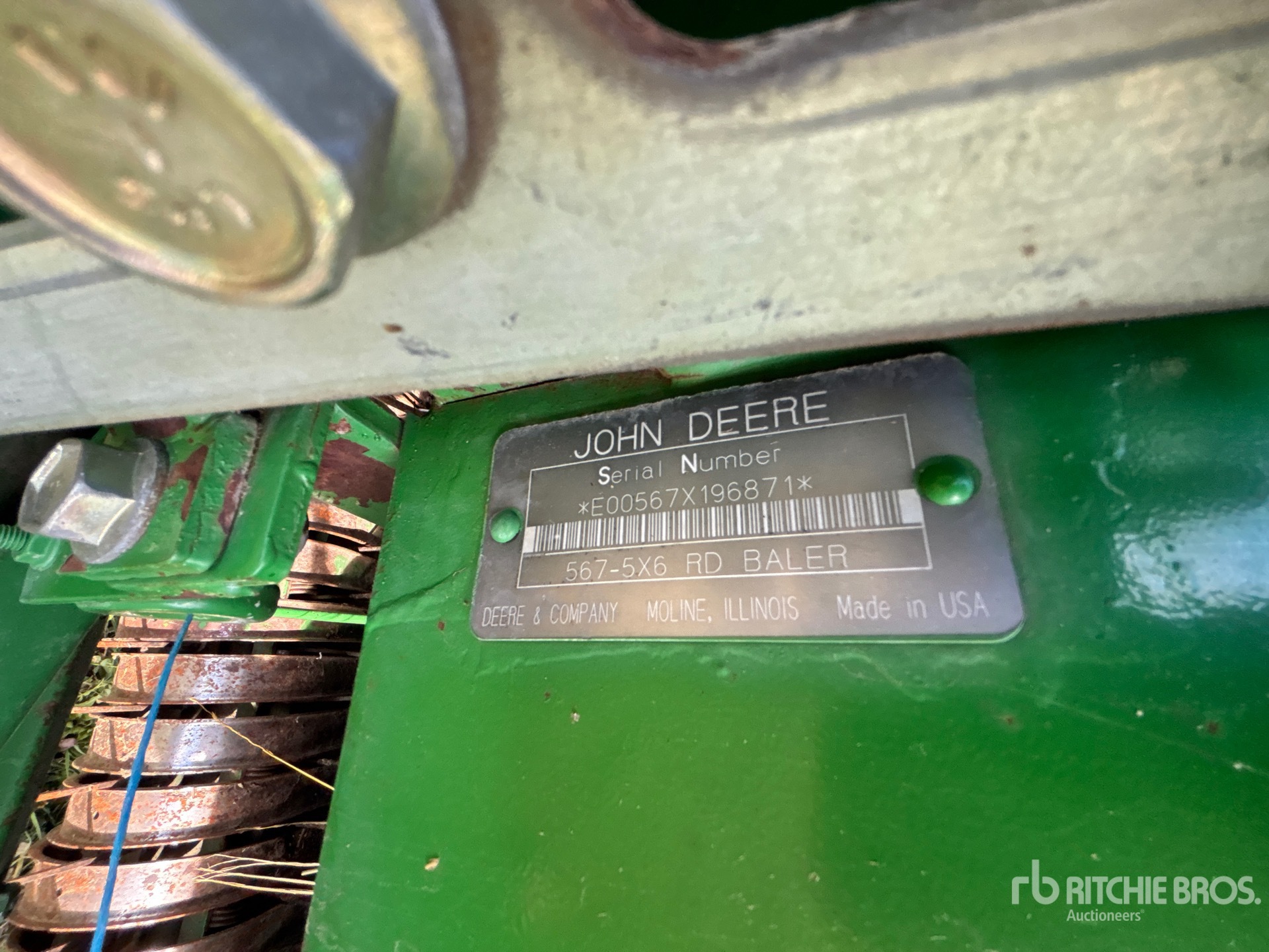2003 John Deere 567