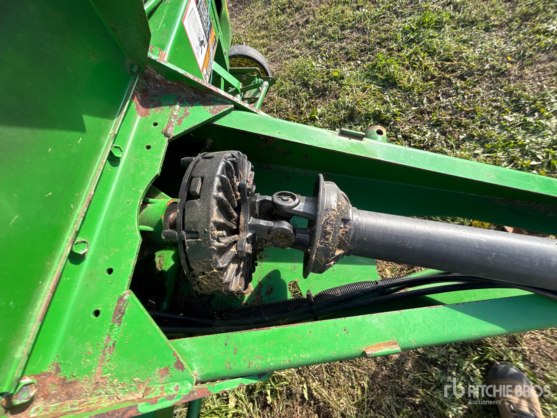 2003 John Deere 567