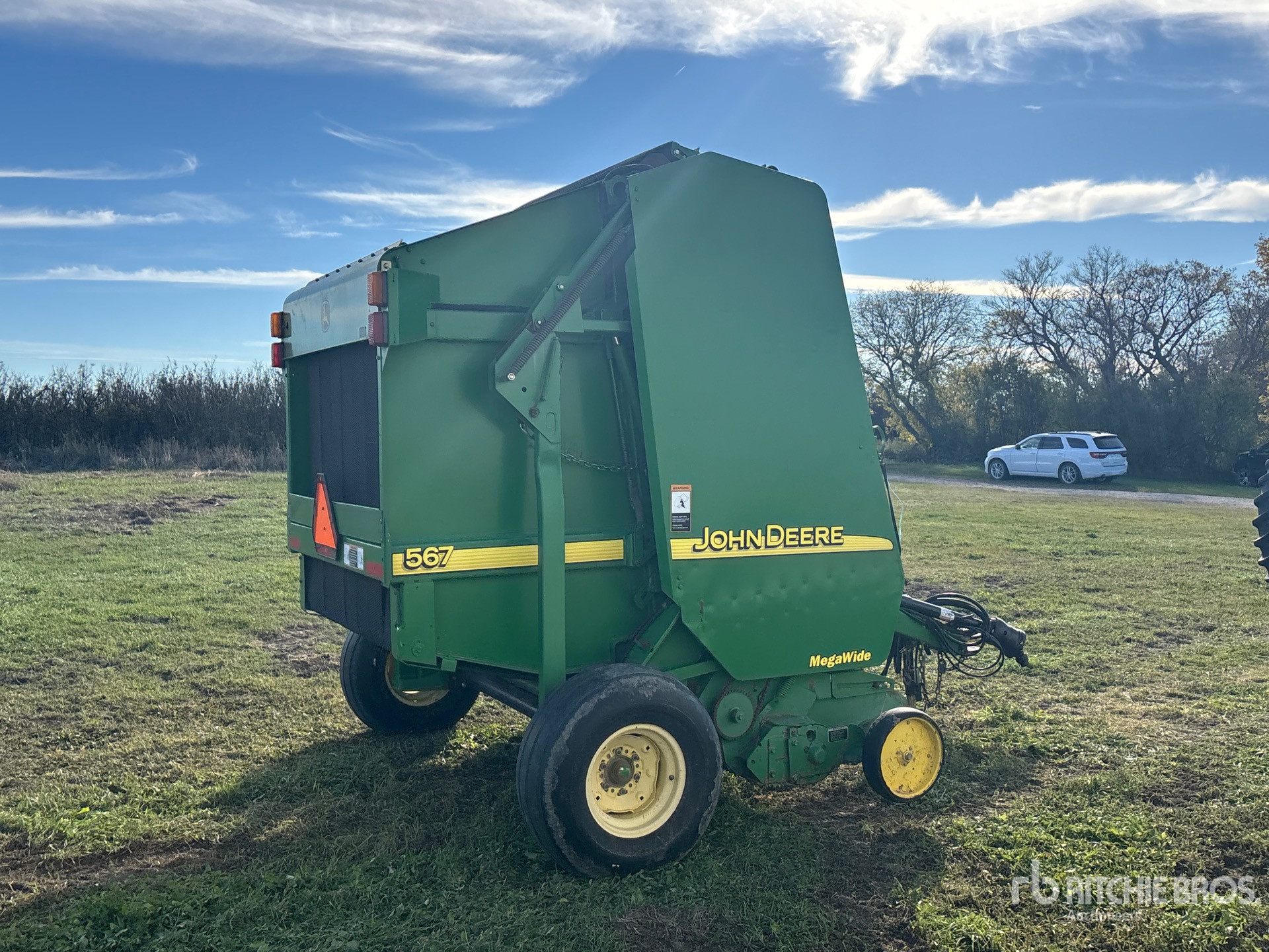 2003 John Deere 567