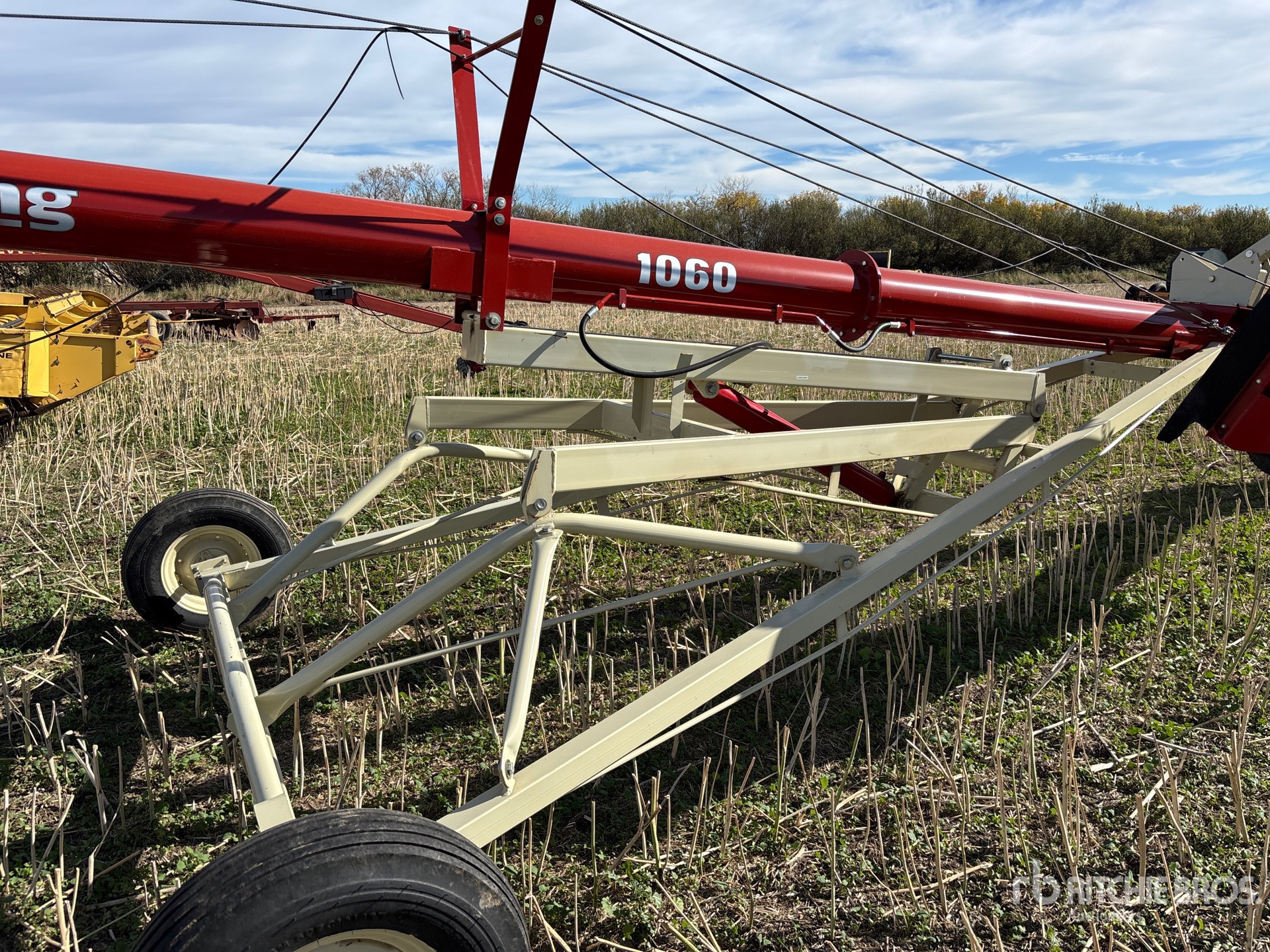 Farm King 1060