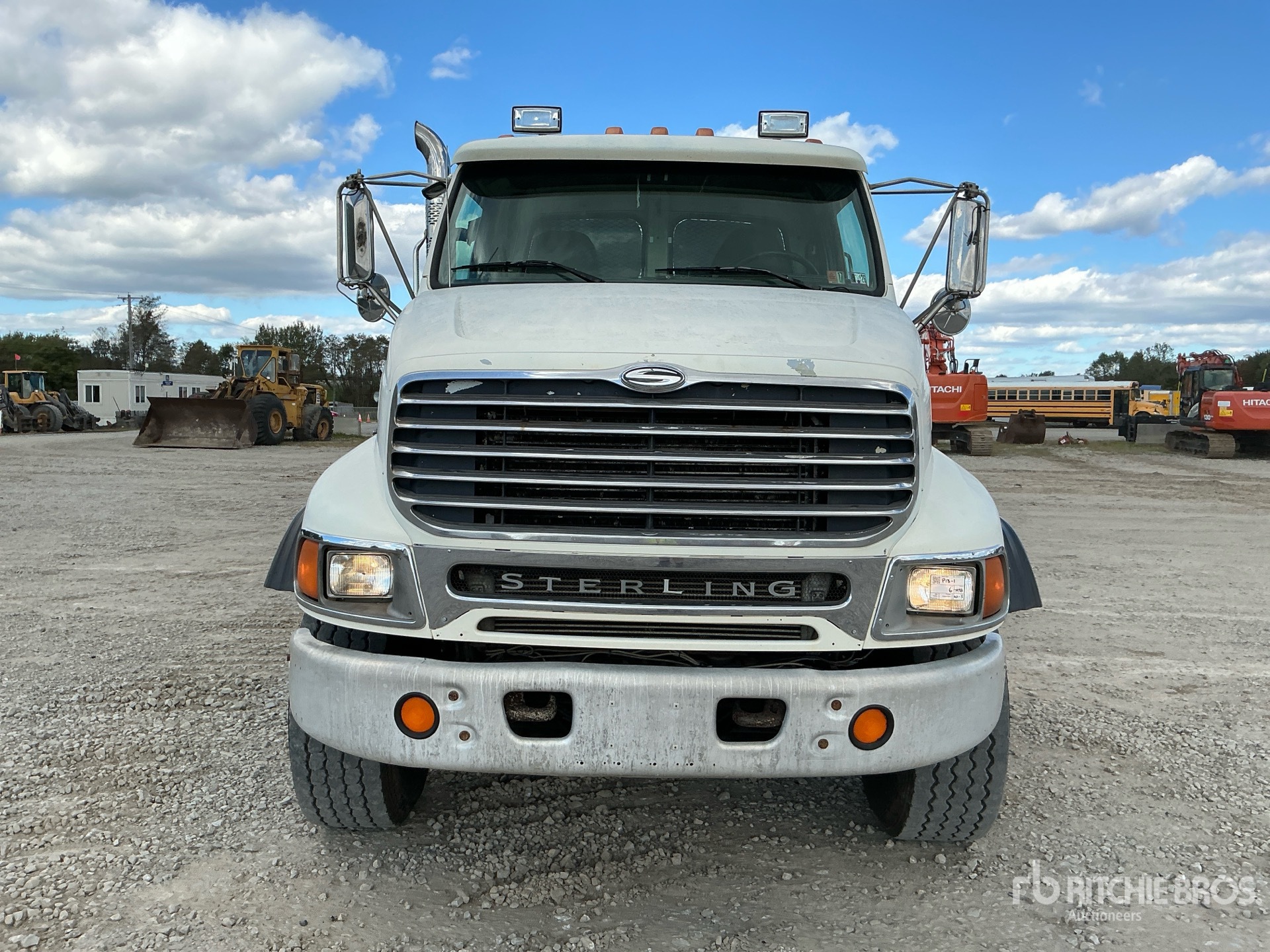 2000 Sterling L9500