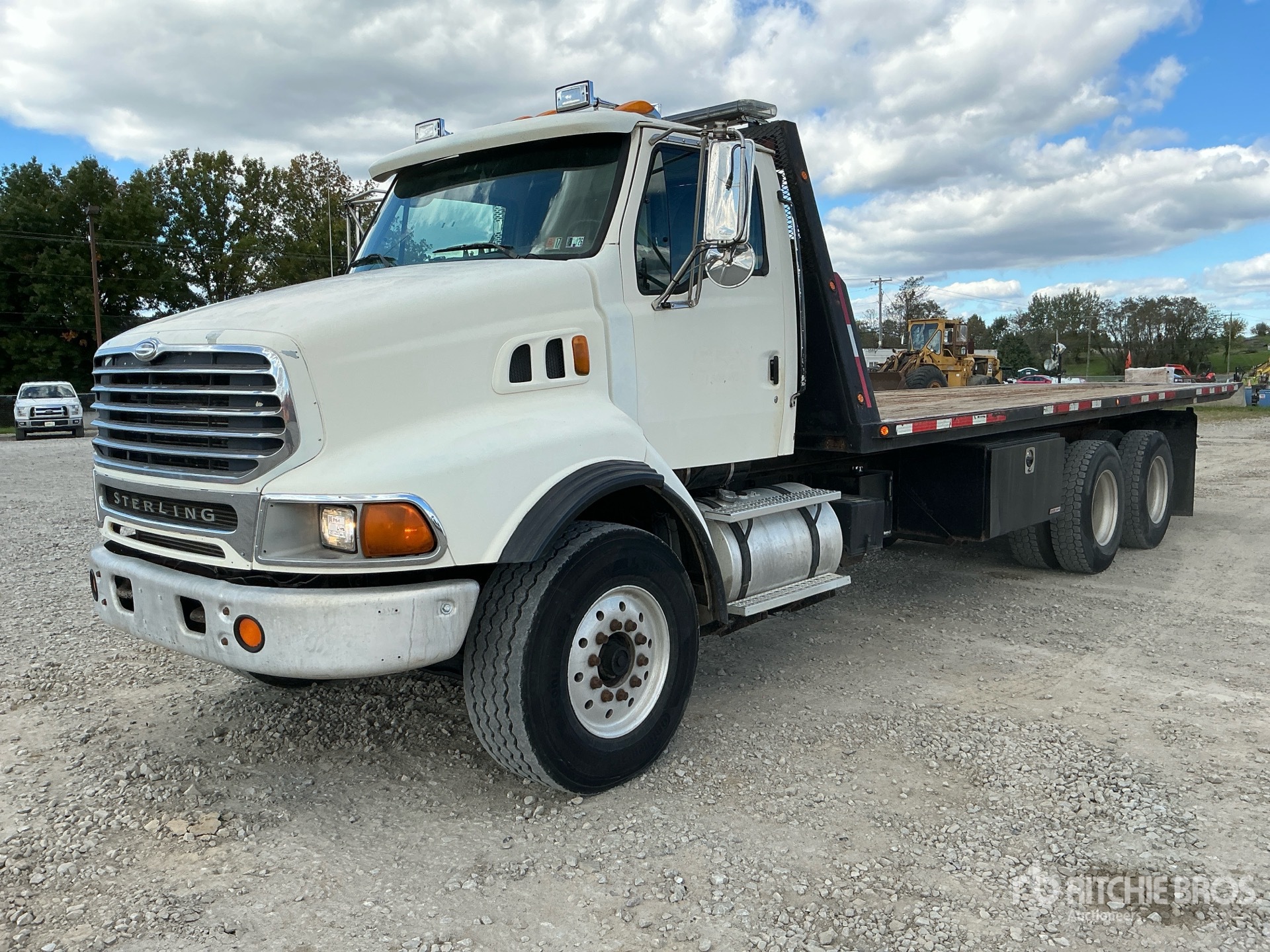2000 Sterling L9500