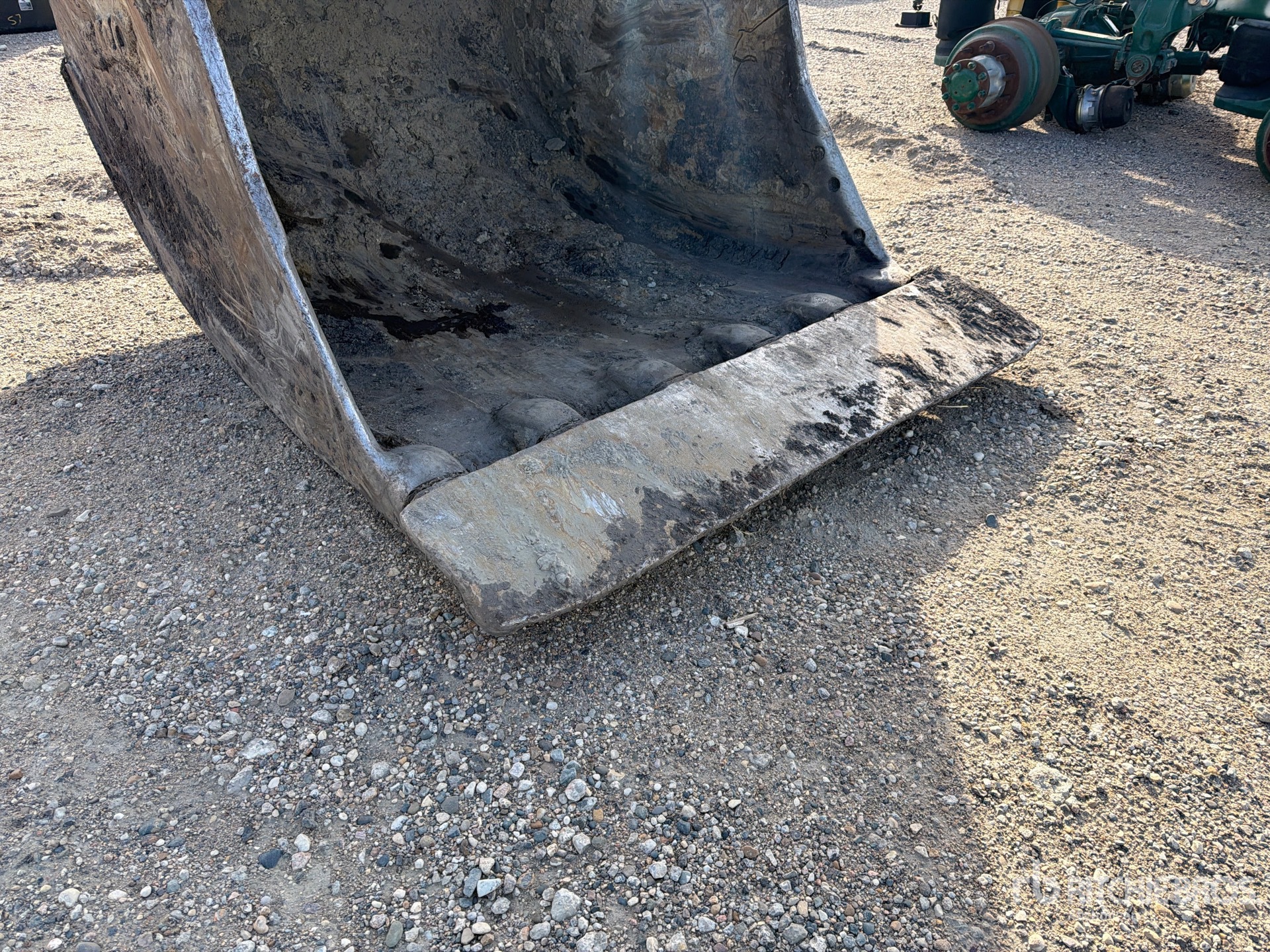 Esco 60 IN Q/C CLEANUP