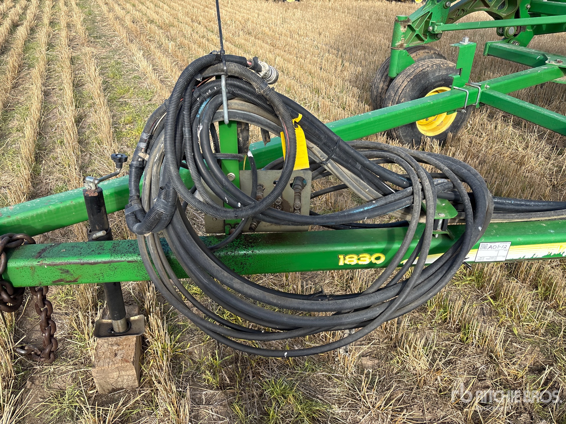 2011 John Deere 1830