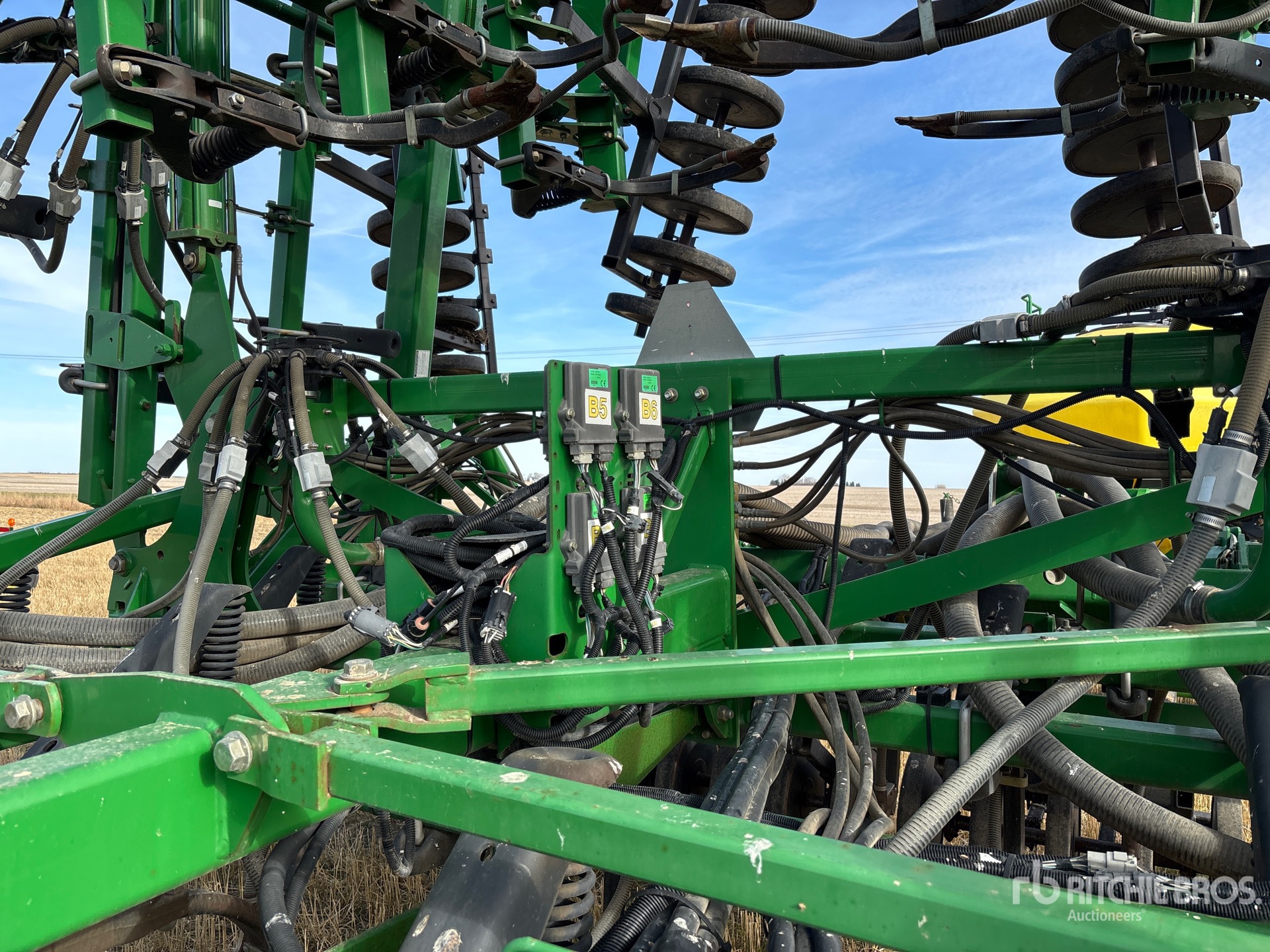 2011 John Deere 1830