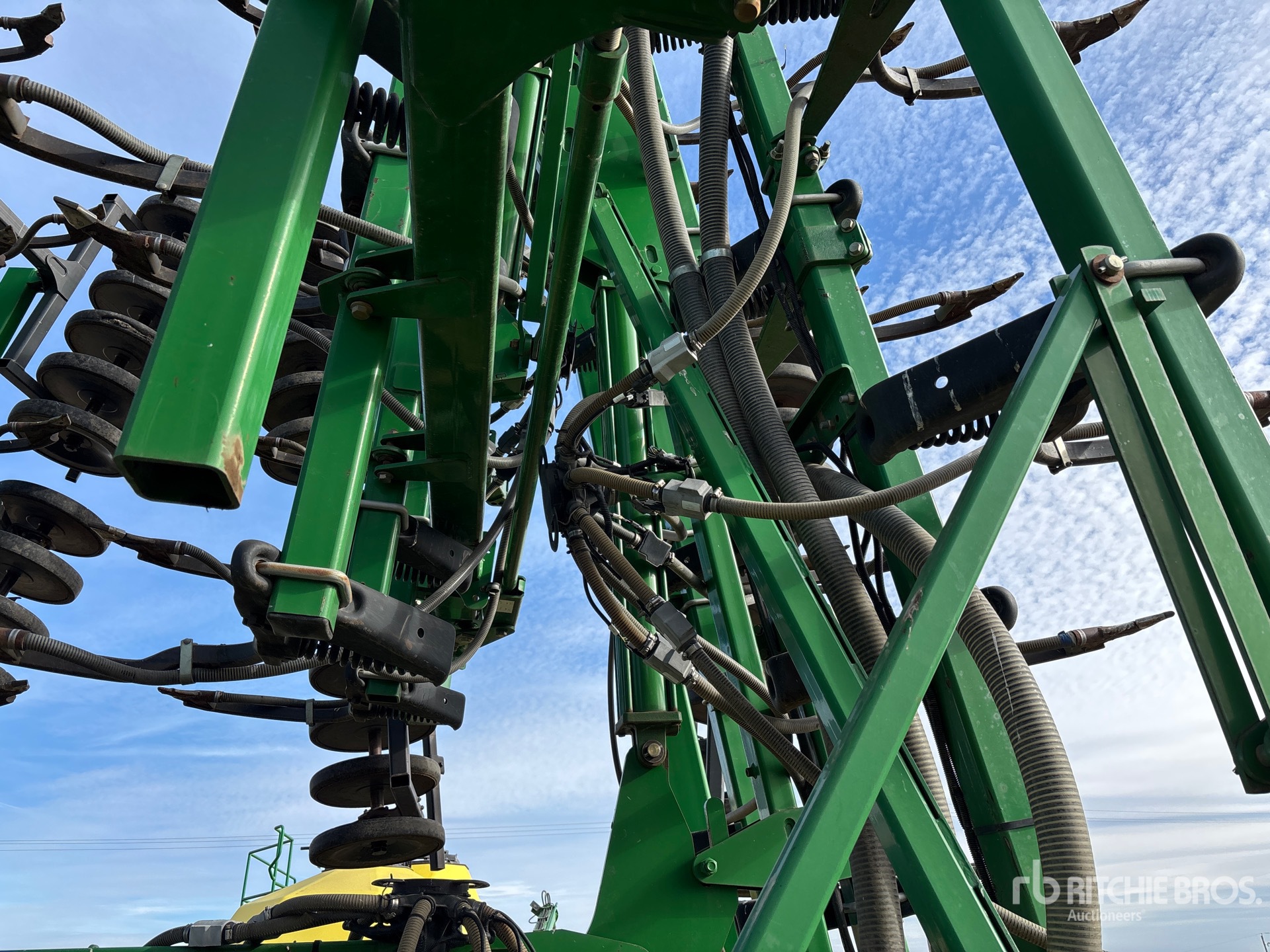 2011 John Deere 1830
