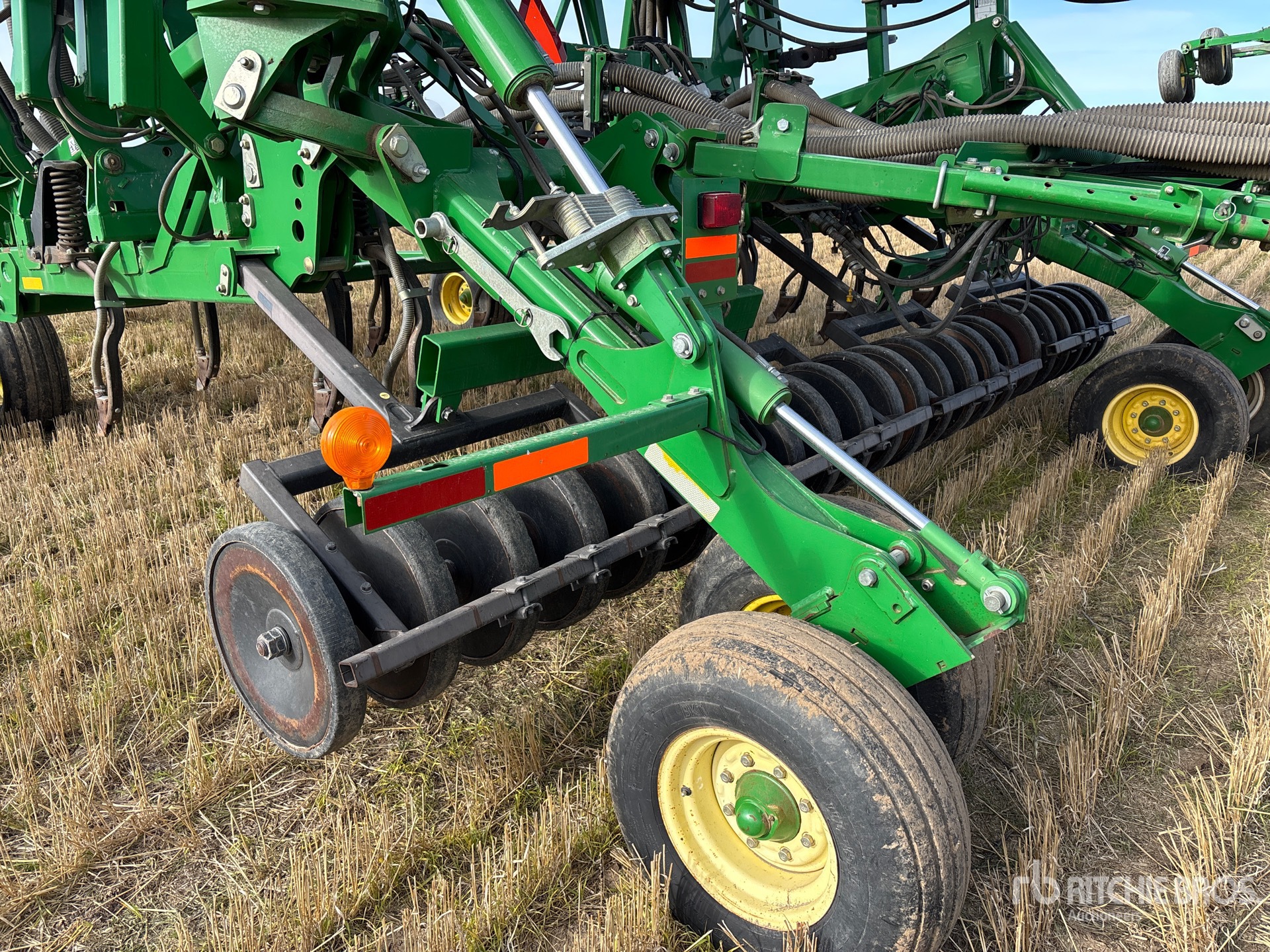 2011 John Deere 1830