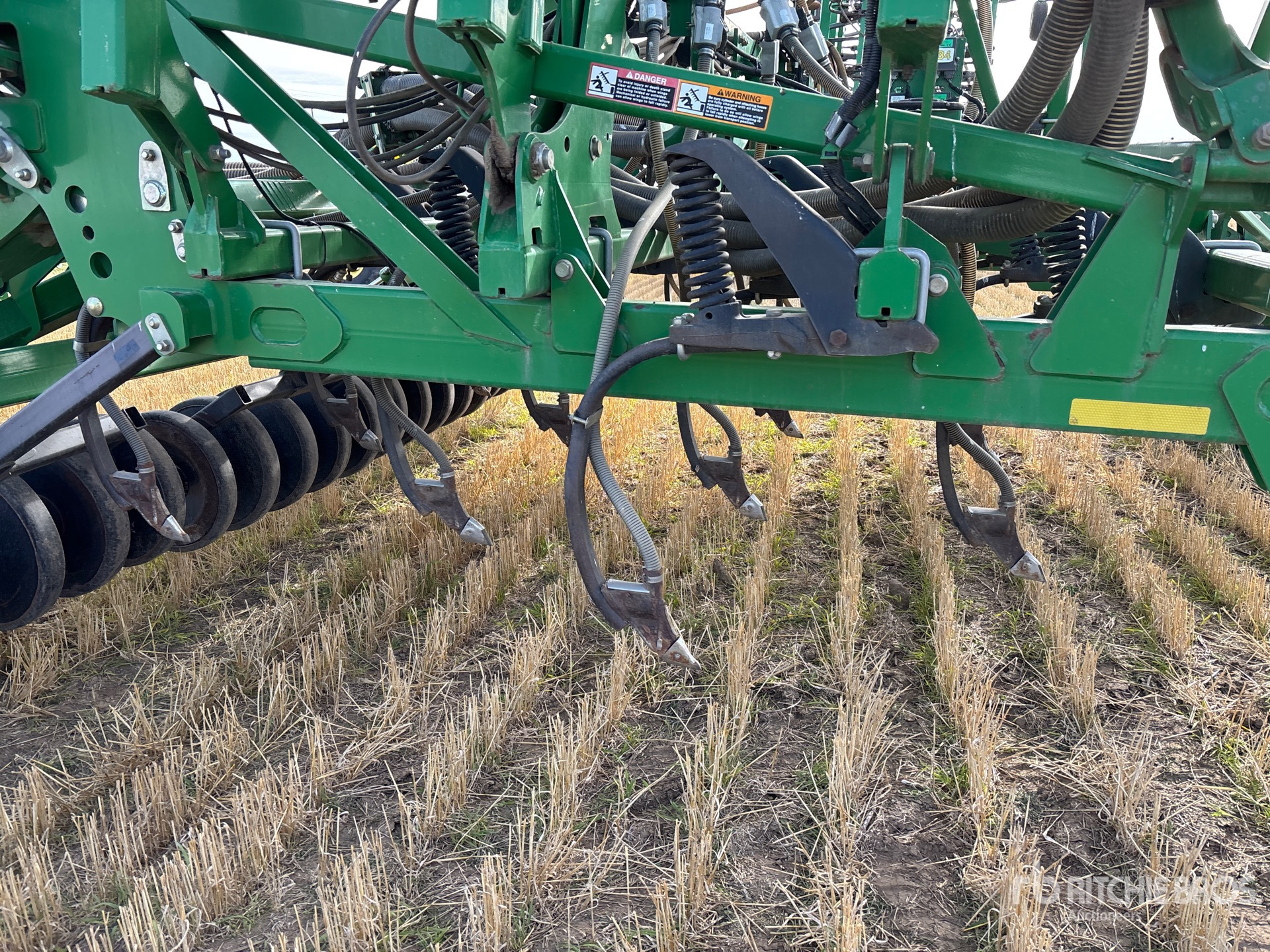 2011 John Deere 1830