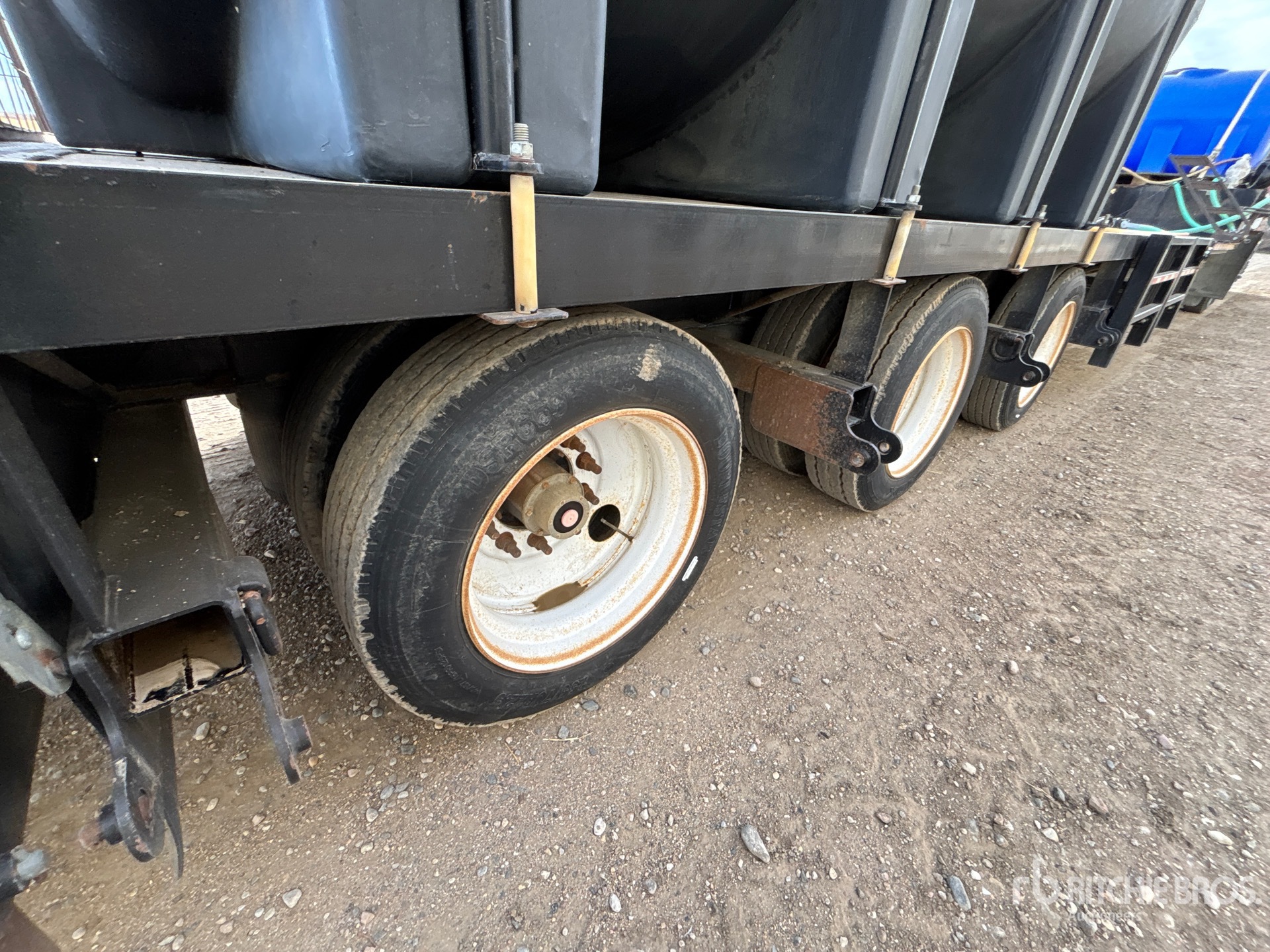 Behnke Enterprises 51 FT TRI/A