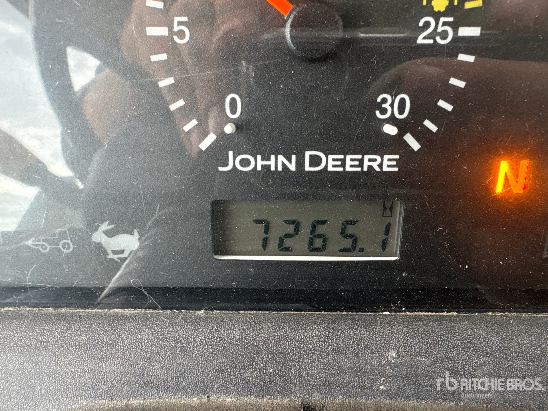 2007 John Deere 5225