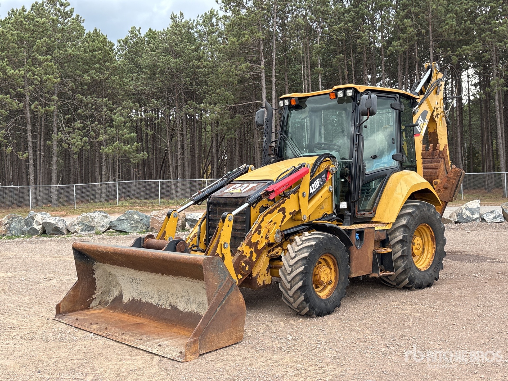 Photo of 2019 Caterpillar 420F2IT