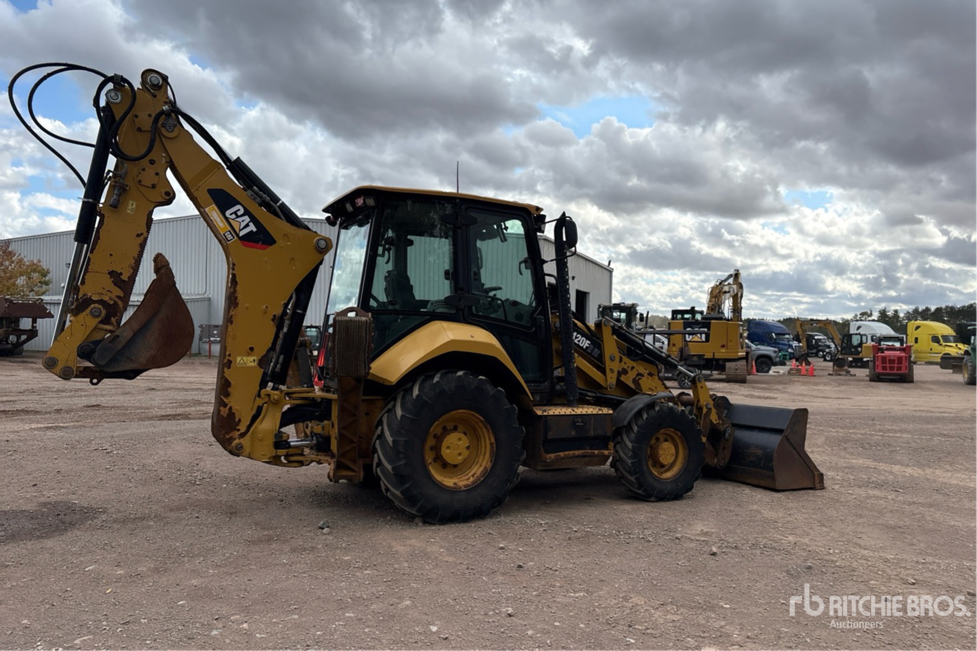 2019 Caterpillar 420F2 IT