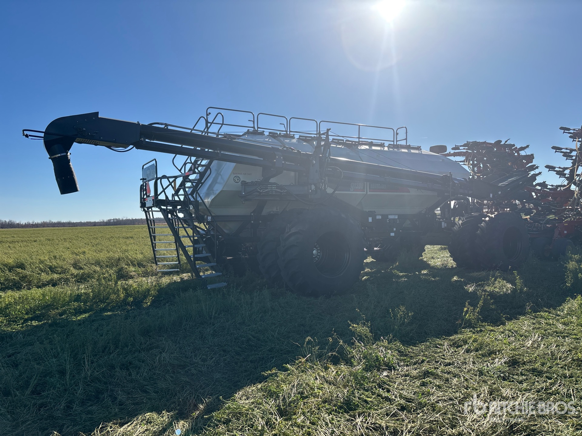 2024 Bourgault 3335-76