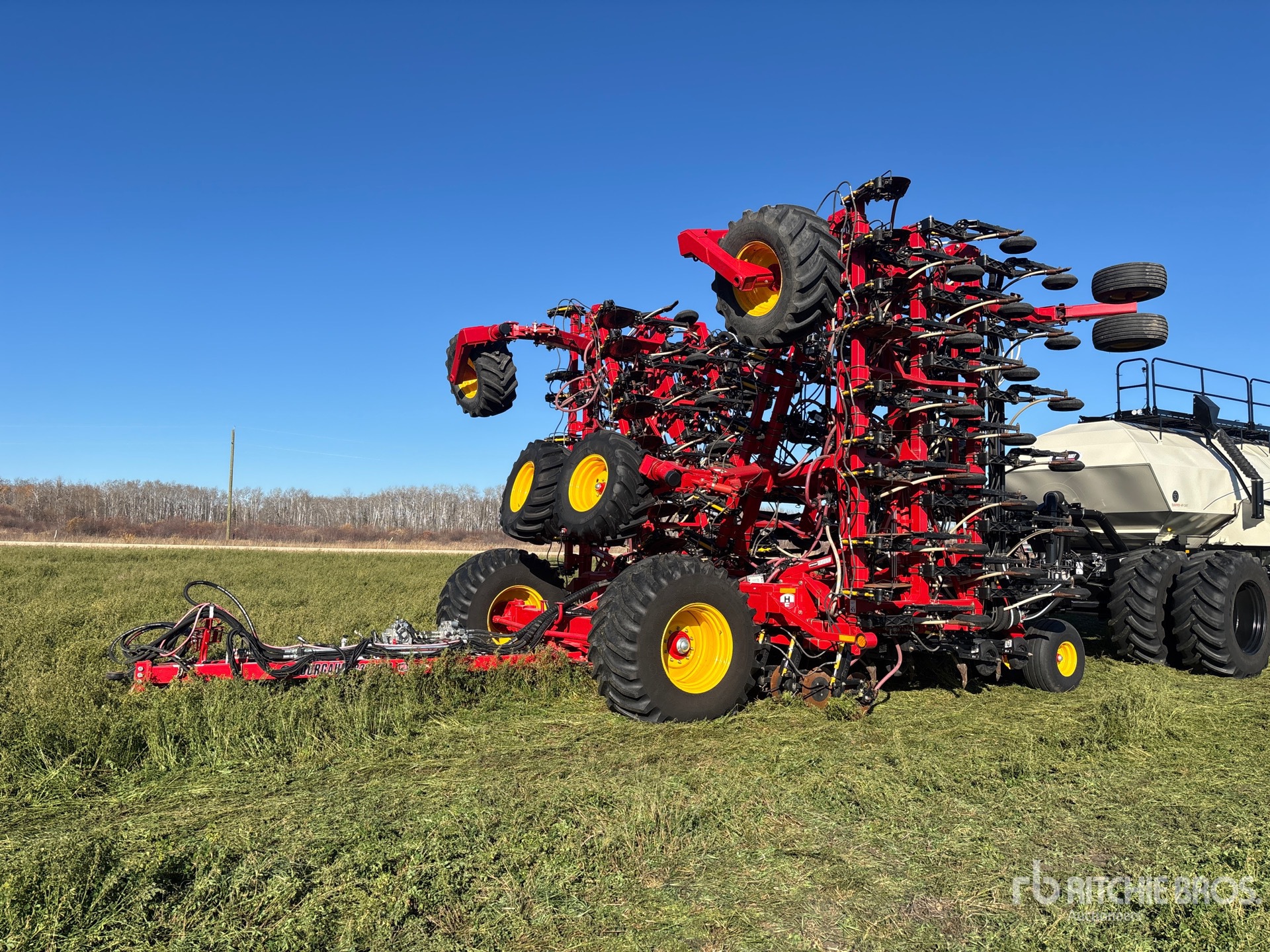 2024 Bourgault 3335-76
