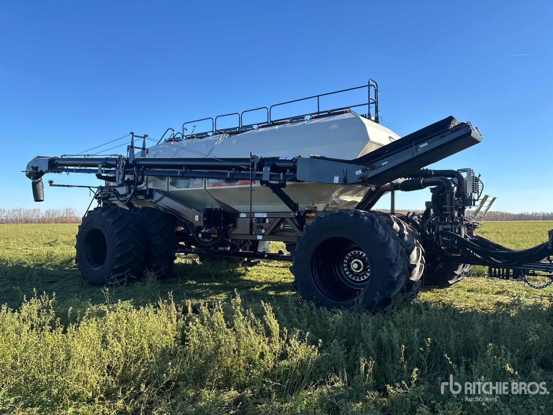 2024 Bourgault 3335-76