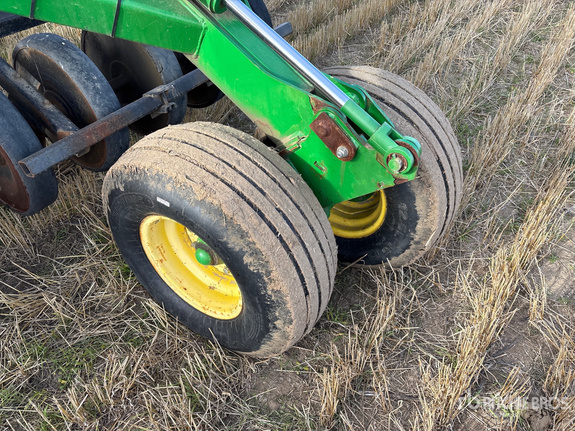 2008 John Deere 1830