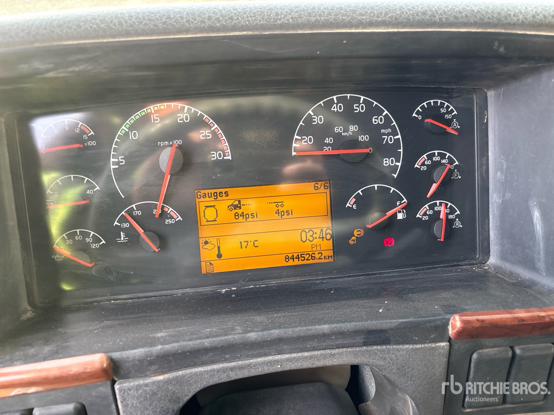 2006 Volvo VNL630