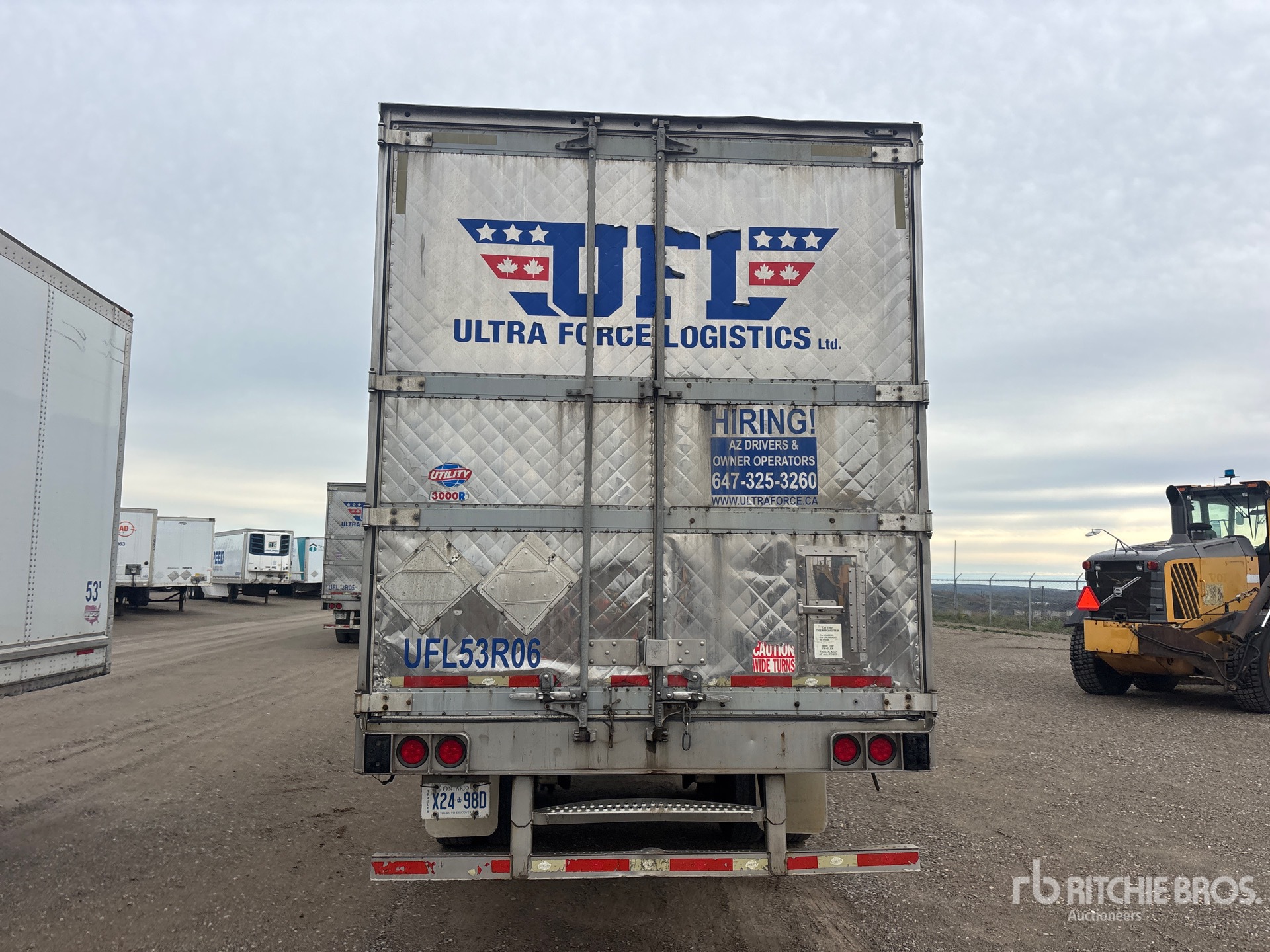 2011 Utility 3000R