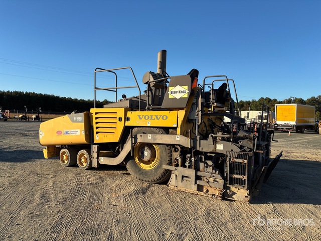 Mark Paver 2008 Blaw-Knox PF6160 Asphalt Paver for Sale in NC