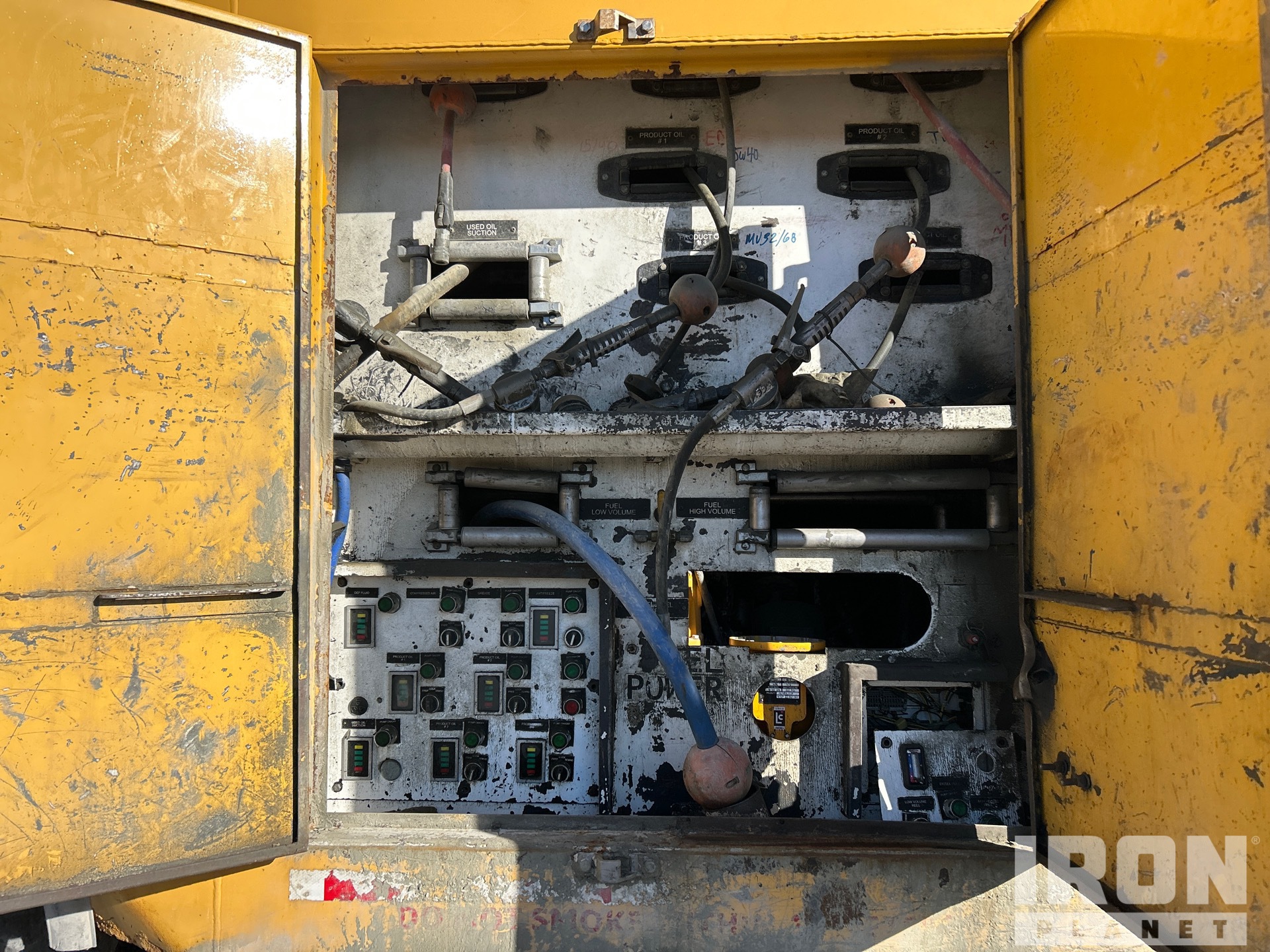 2009 Komatsu HM400-2