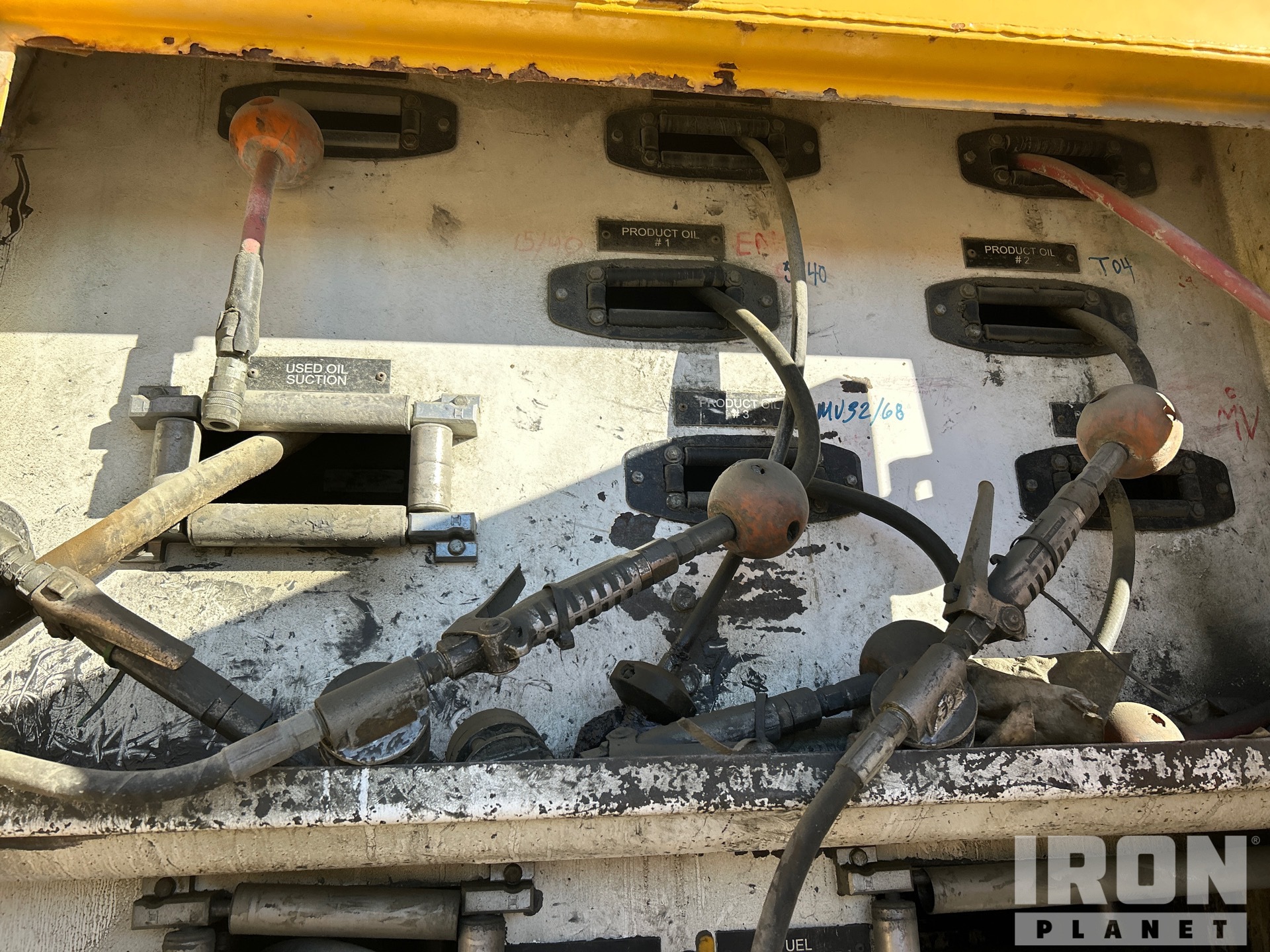 2009 Komatsu HM400-2