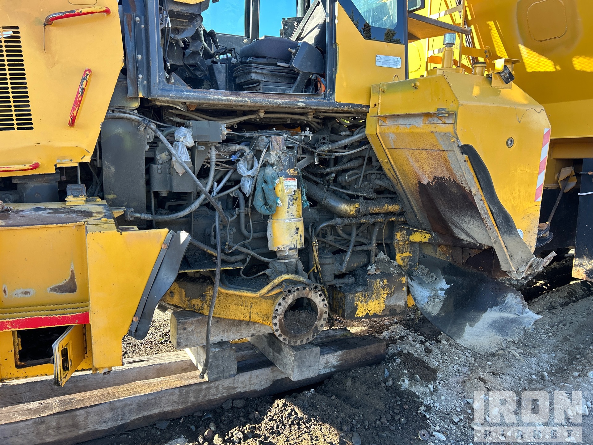 2007 Komatsu HM400-2