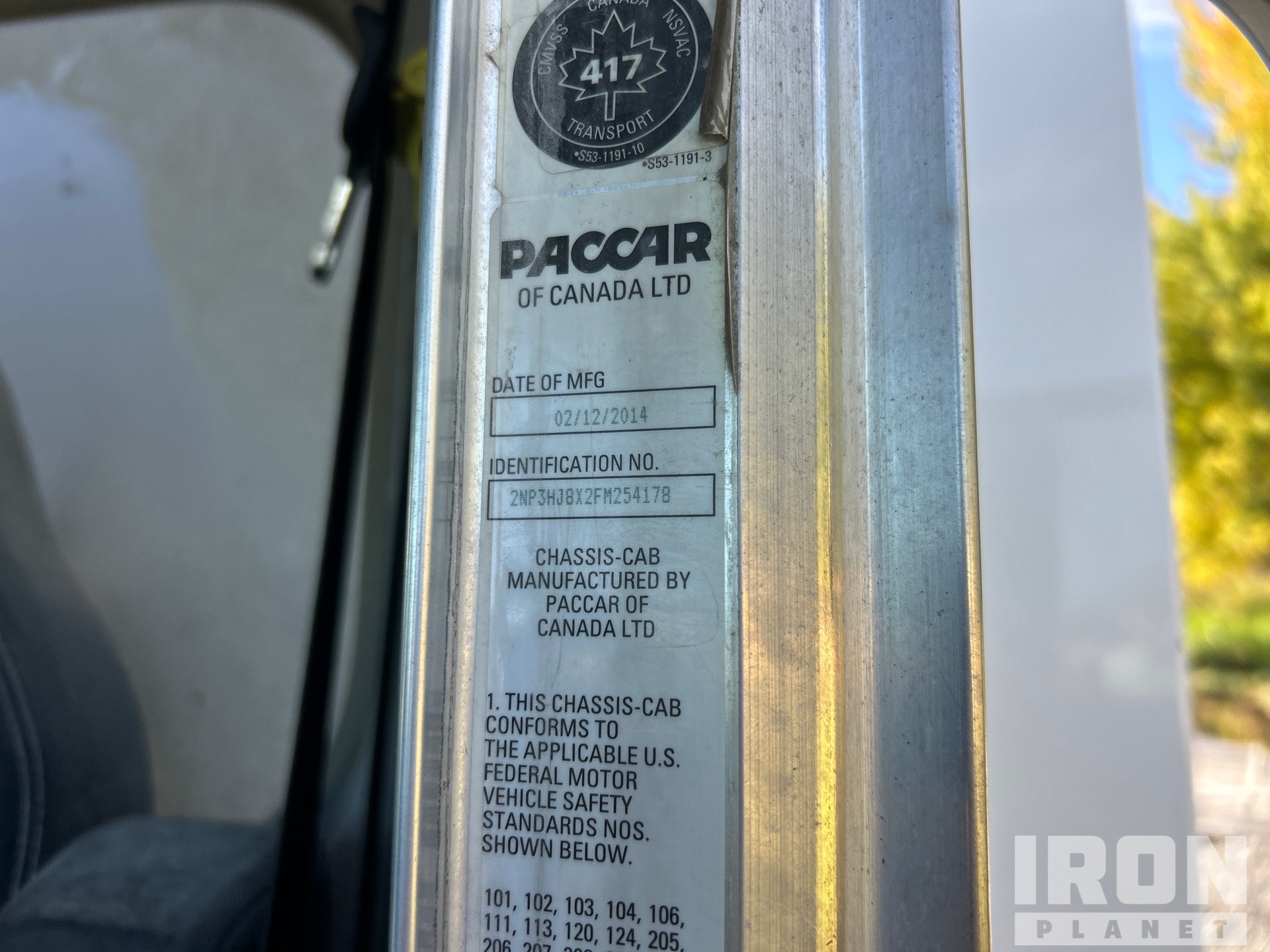 2015 Peterbilt 348