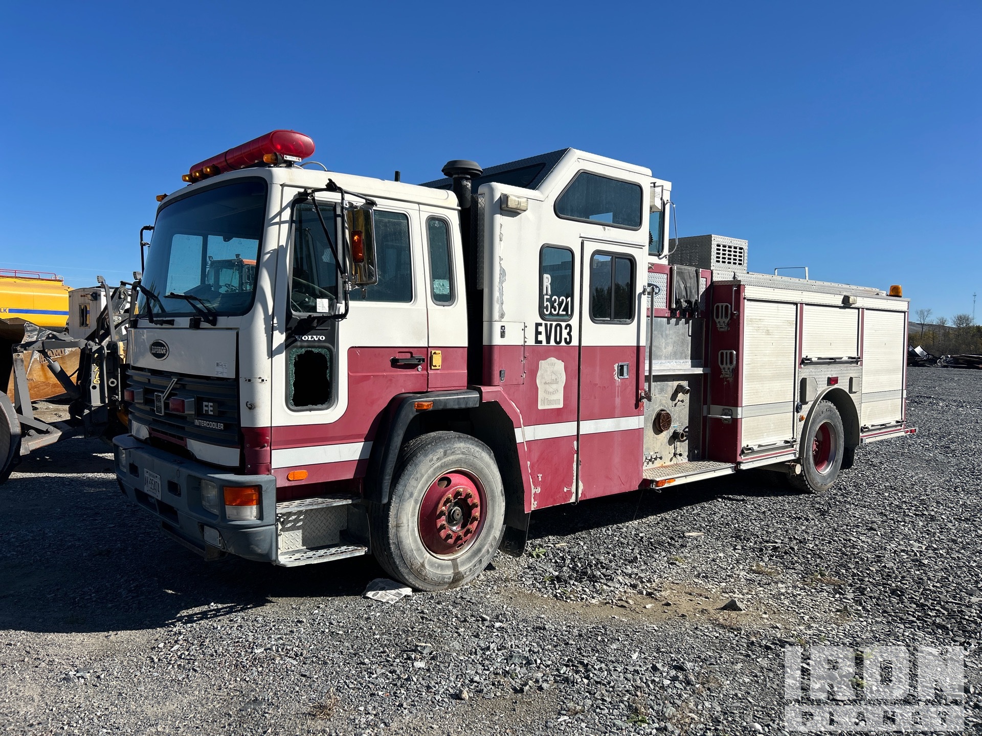 Photo of 1997 Volvo 4x2