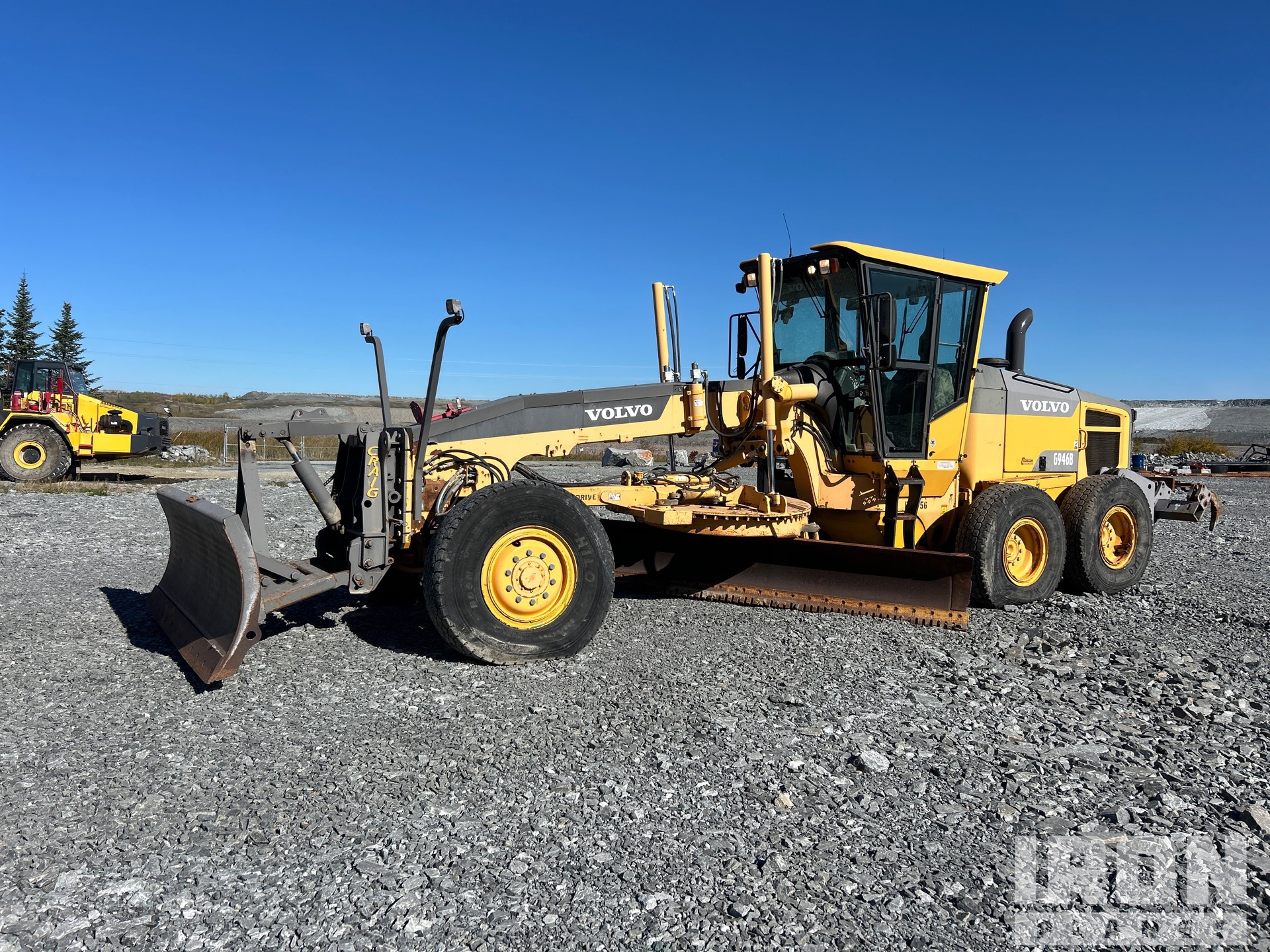 Photo of 2012 Volvo G946B
