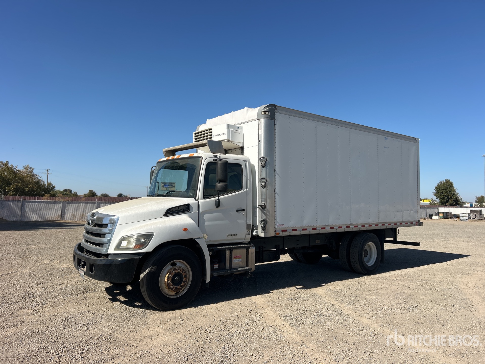 Photo of 2017 Hino 338
